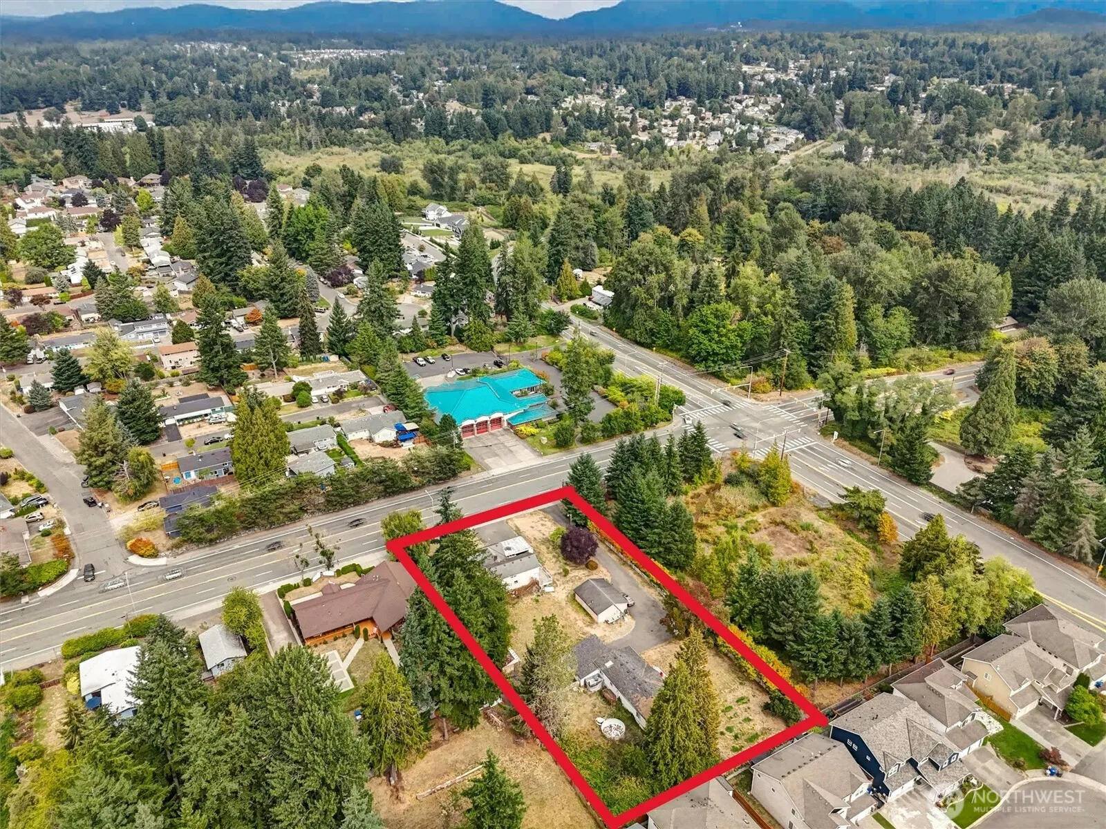 13041 & 13045 SE 208th Street , Kent, WA 98031
