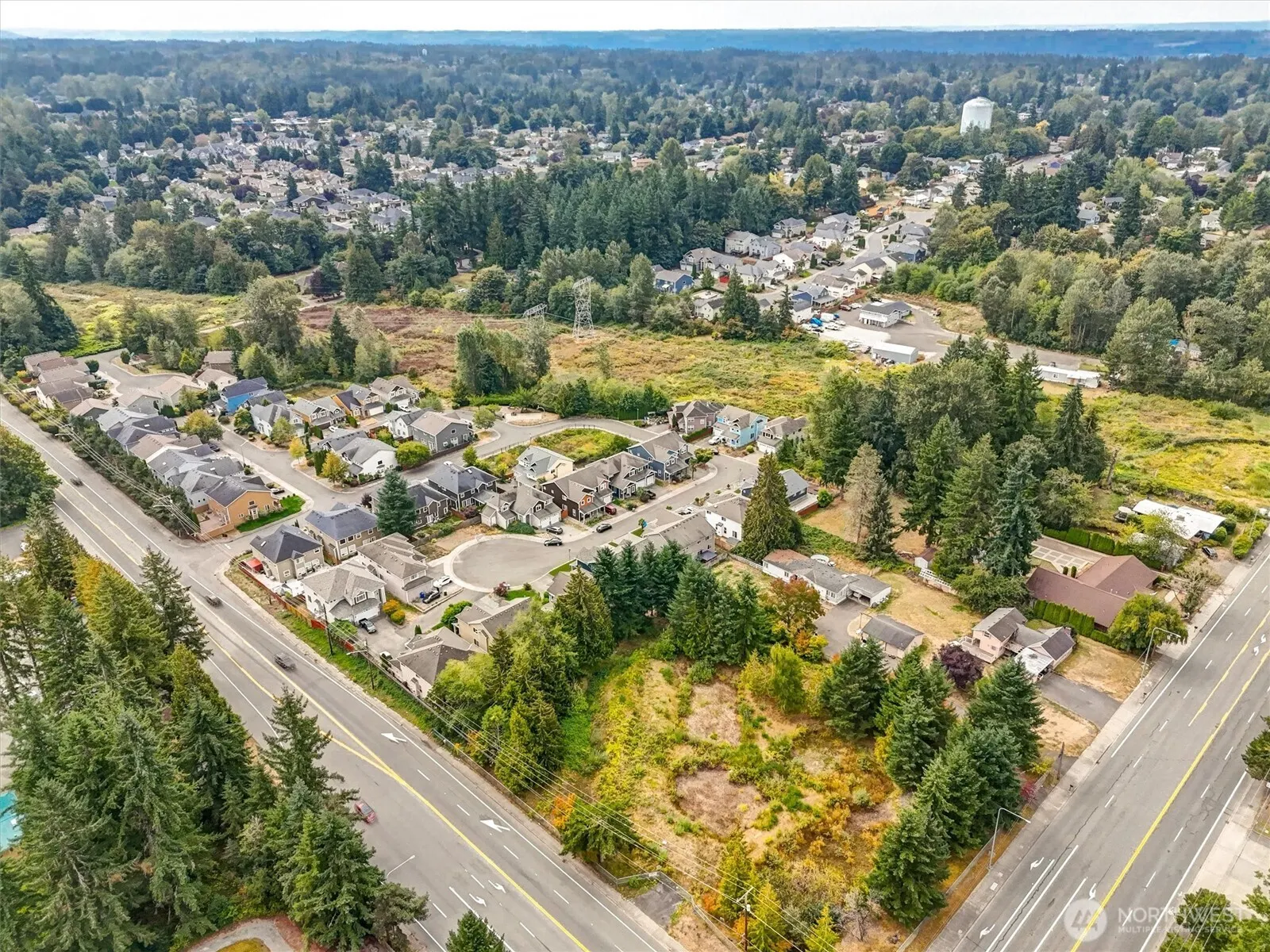 13041 & 13045 SE 208th Street , Kent, WA 98031