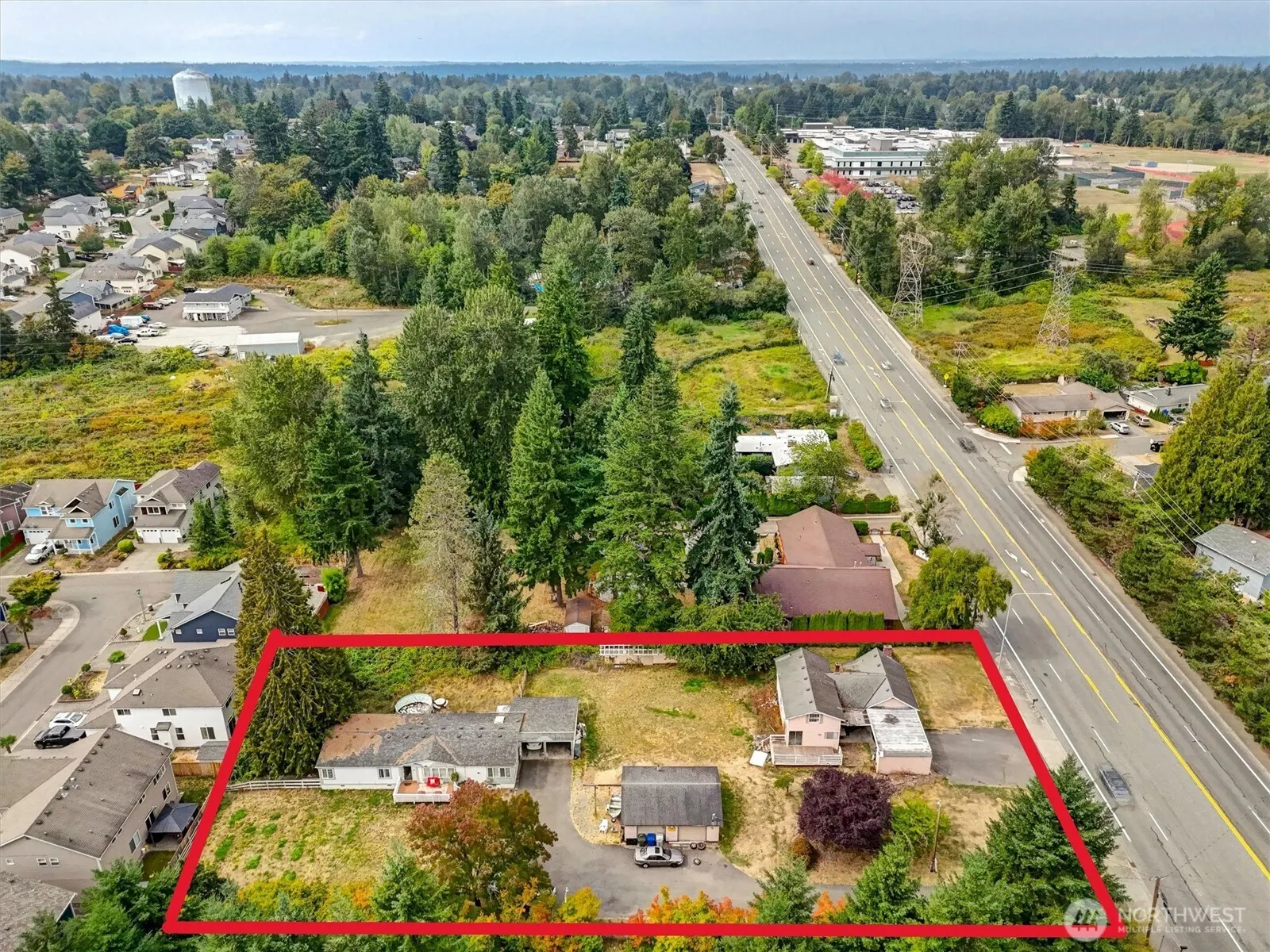 13041 & 13045 SE 208th Street , Kent, WA 98031