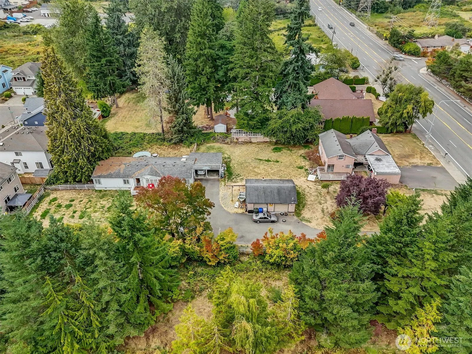 13041 & 13045 SE 208th Street , Kent, WA 98031