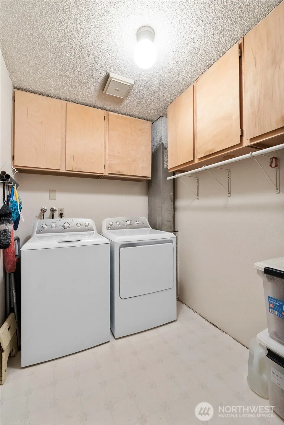 21112 125TH Avenue SE, Kent, WA 98031
