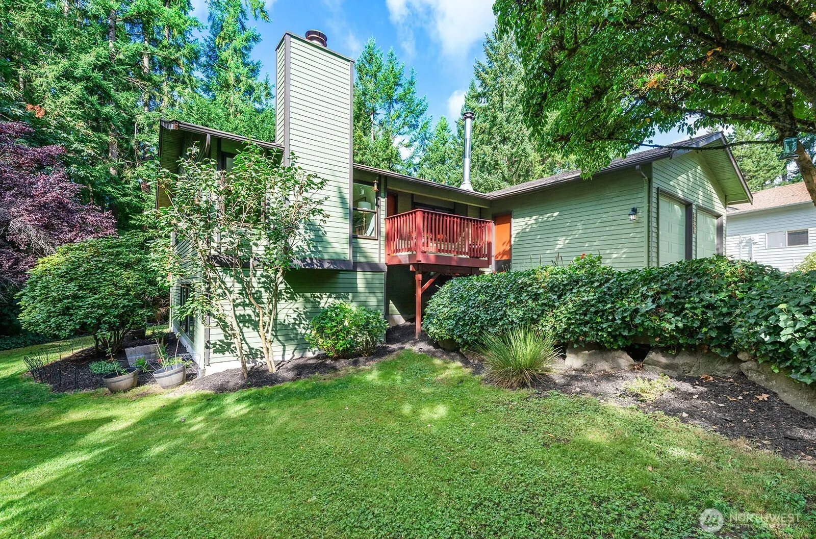 21806 NE 17th Court , Sammamish, WA 98074