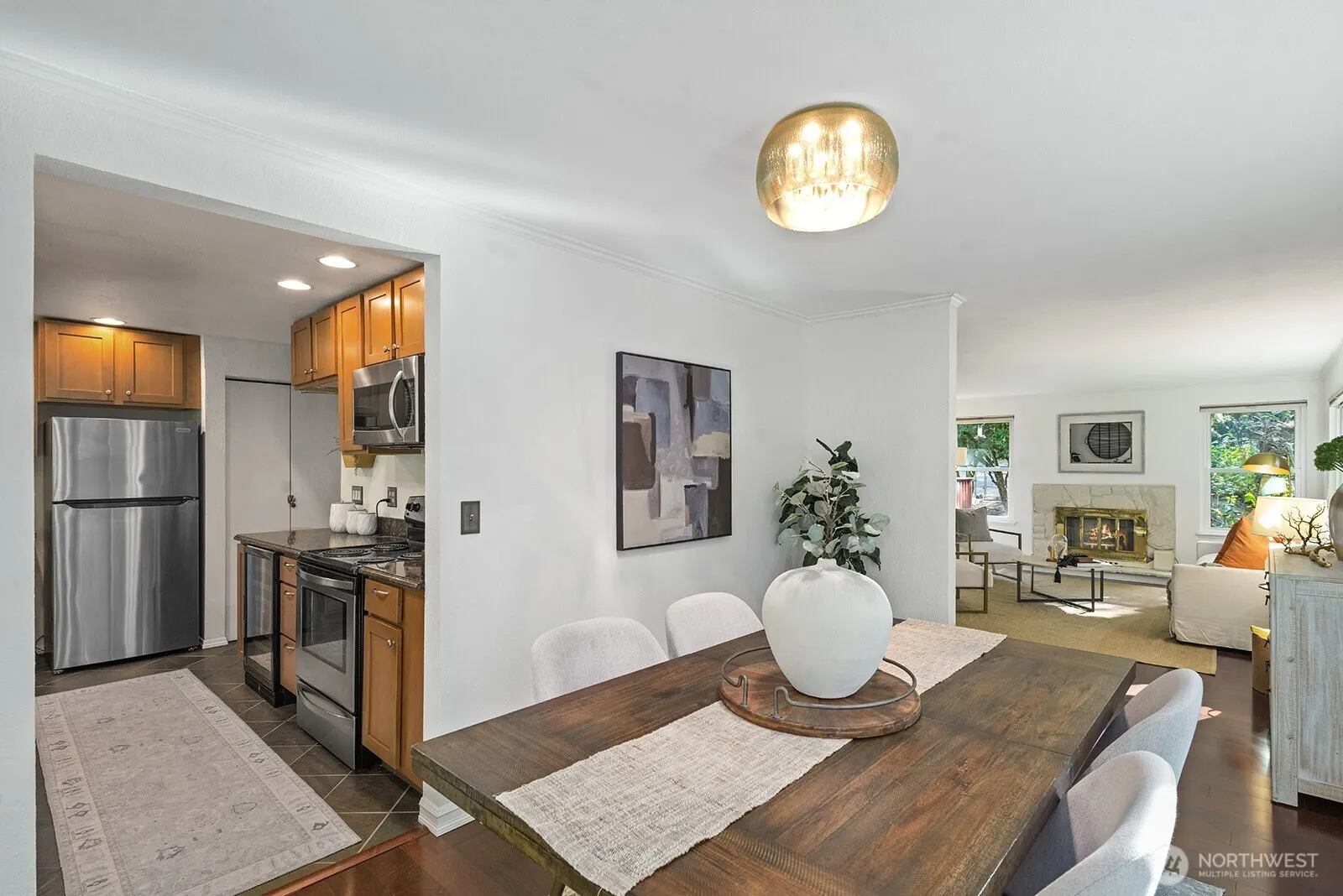 21806 NE 17th Court , Sammamish, WA 98074