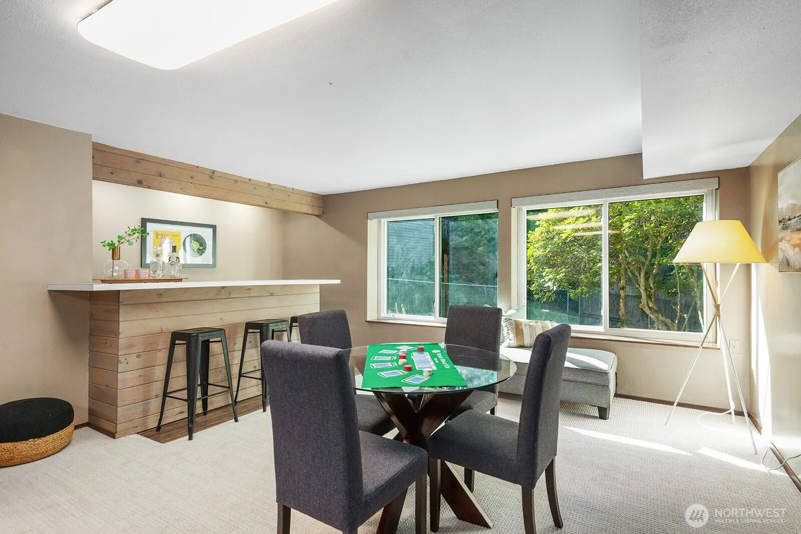 21806 NE 17th Court , Sammamish, WA 98074