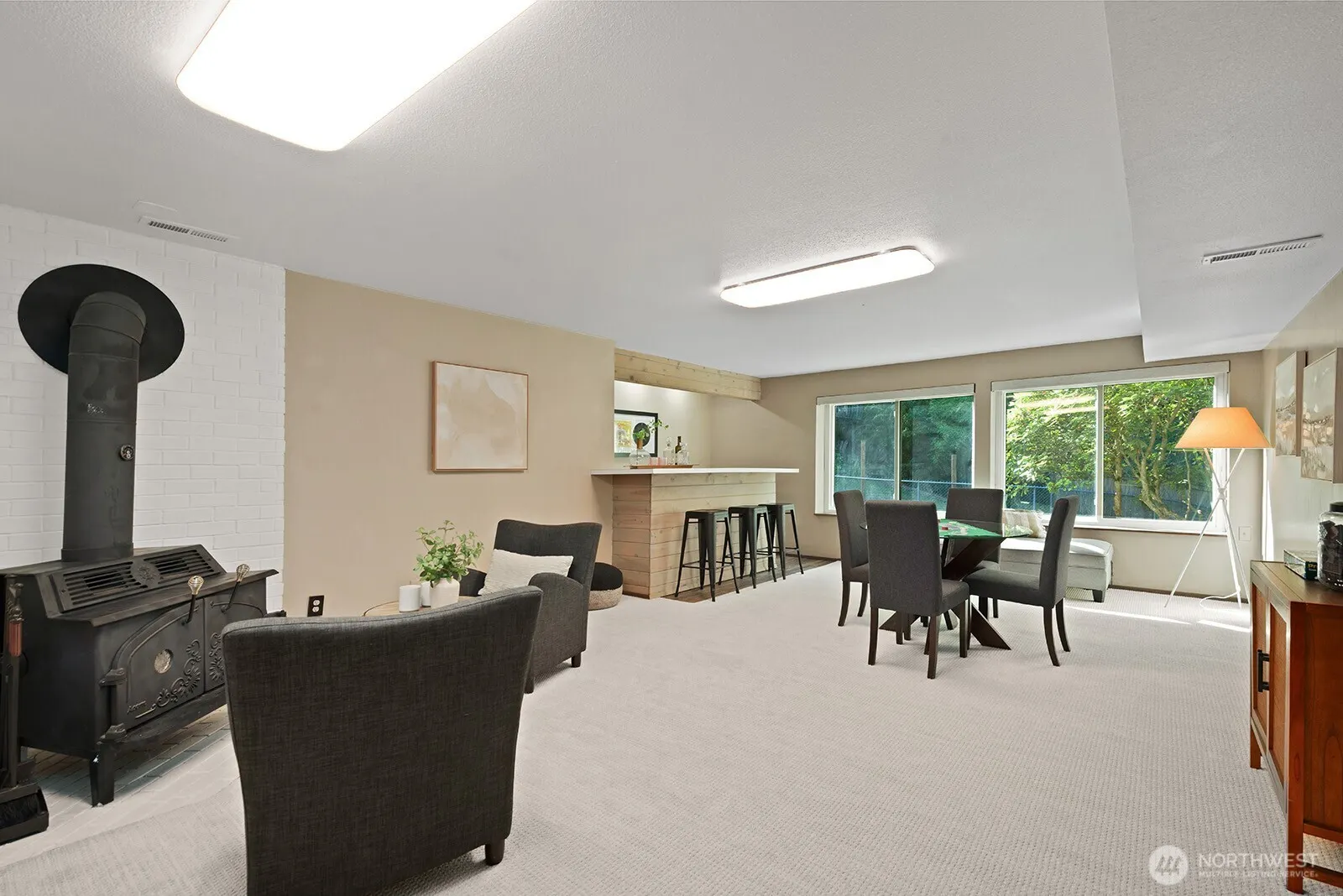 21806 NE 17th Court , Sammamish, WA 98074