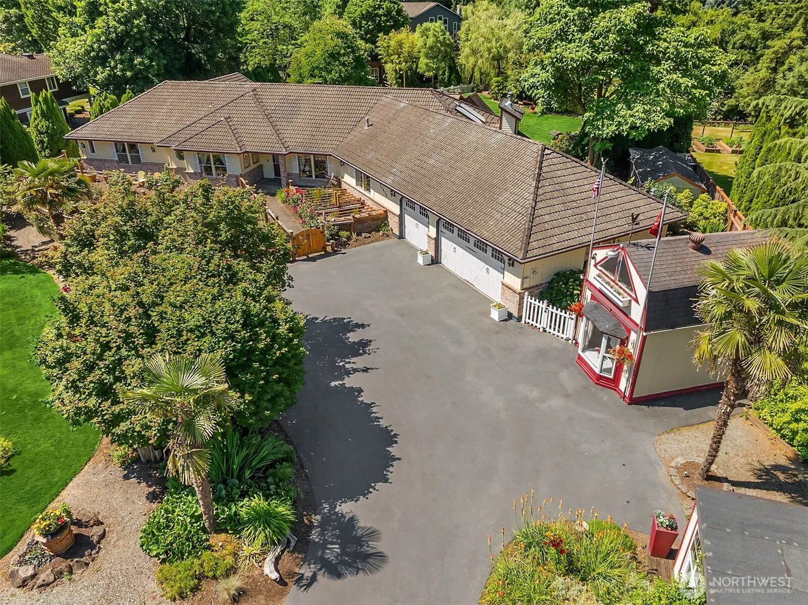 20625 SE 135th Street , Issaquah, WA 98027