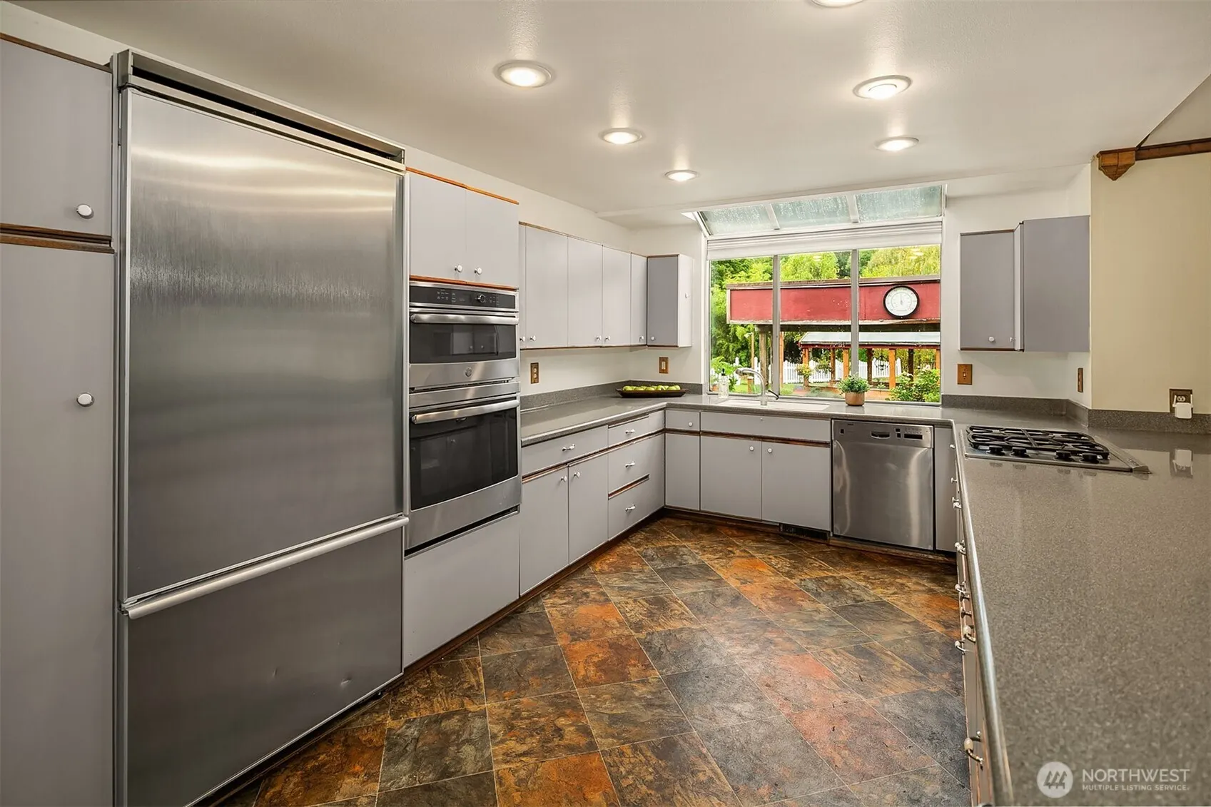 20625 SE 135th Street , Issaquah, WA 98027