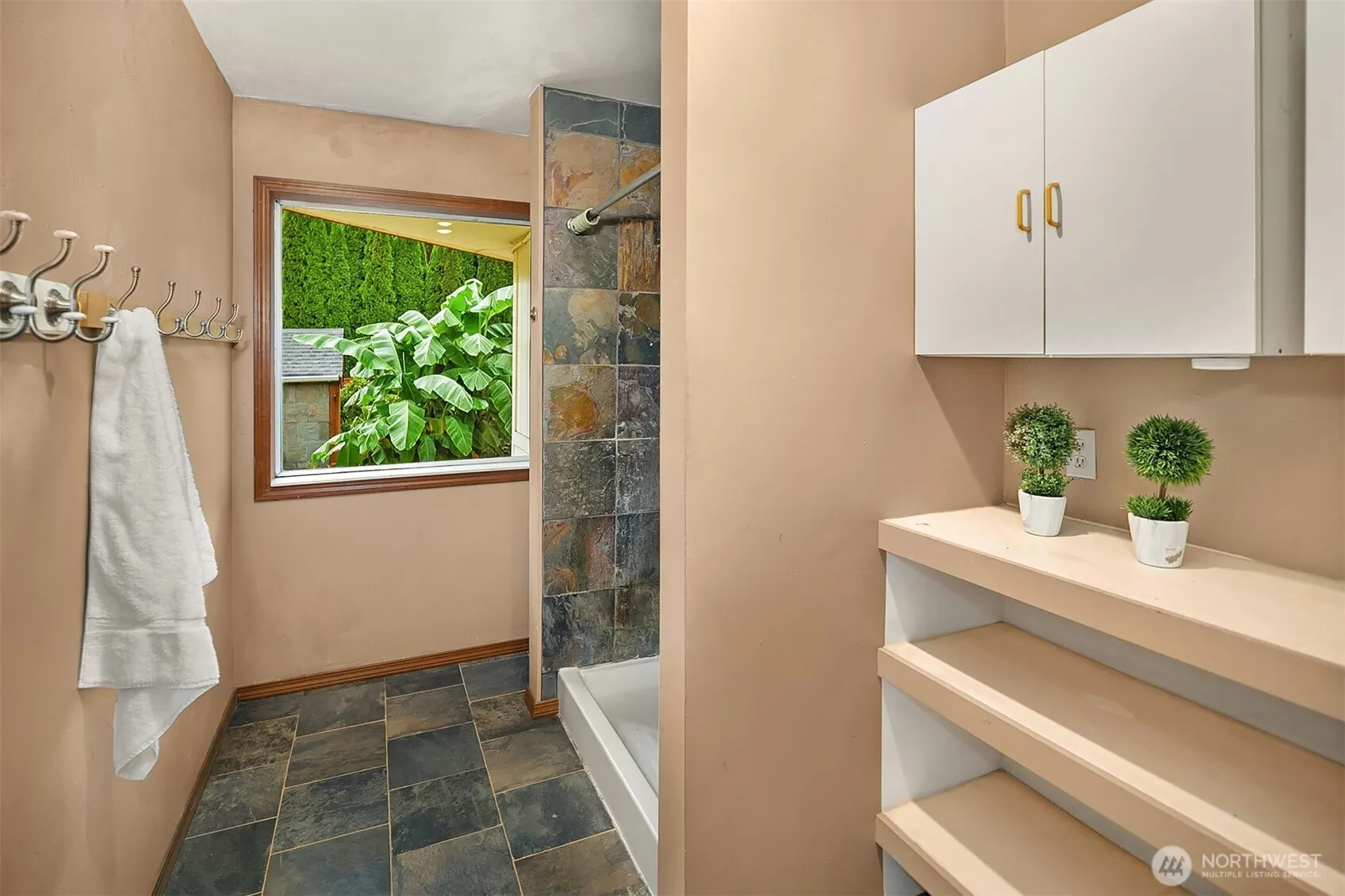 20625 SE 135th Street , Issaquah, WA 98027
