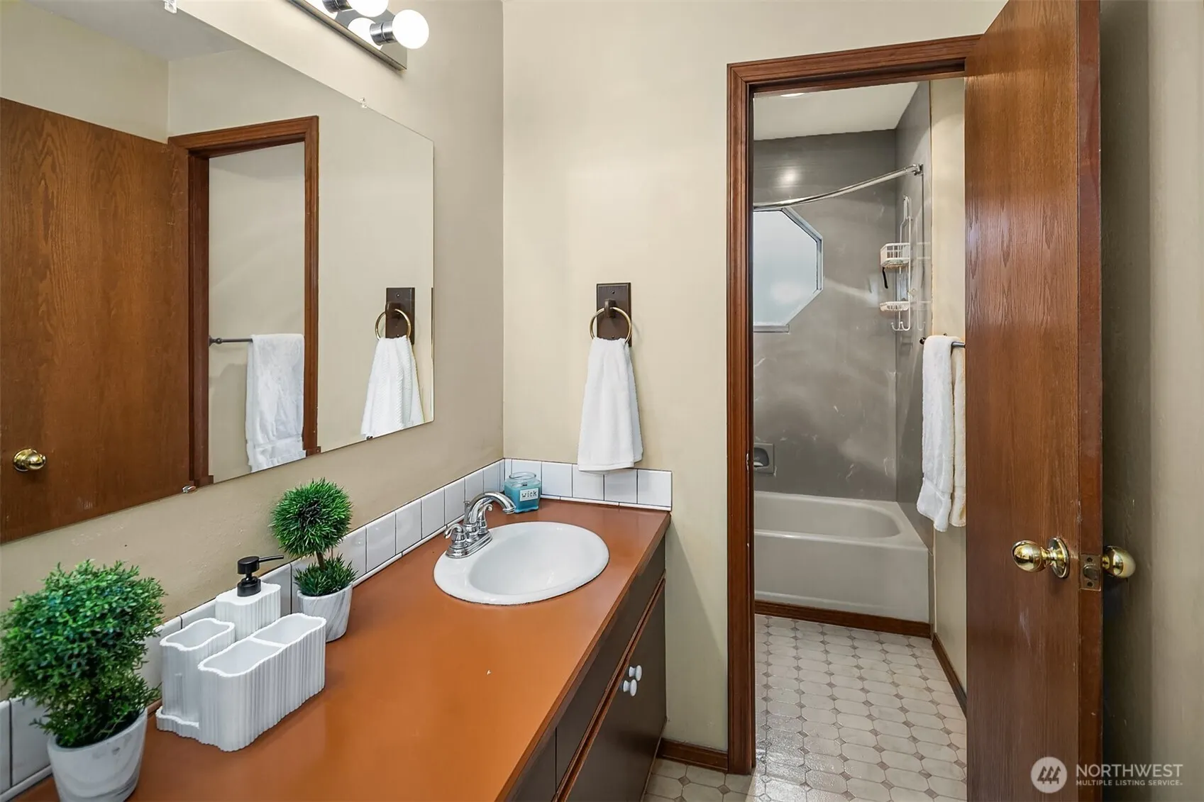 20625 SE 135th Street , Issaquah, WA 98027