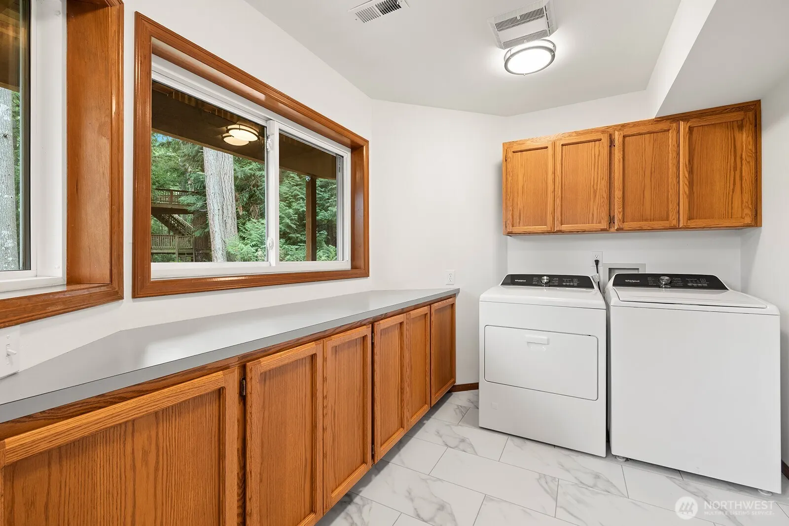2310 Squak Mountain Loop SW, Issaquah, WA 98027