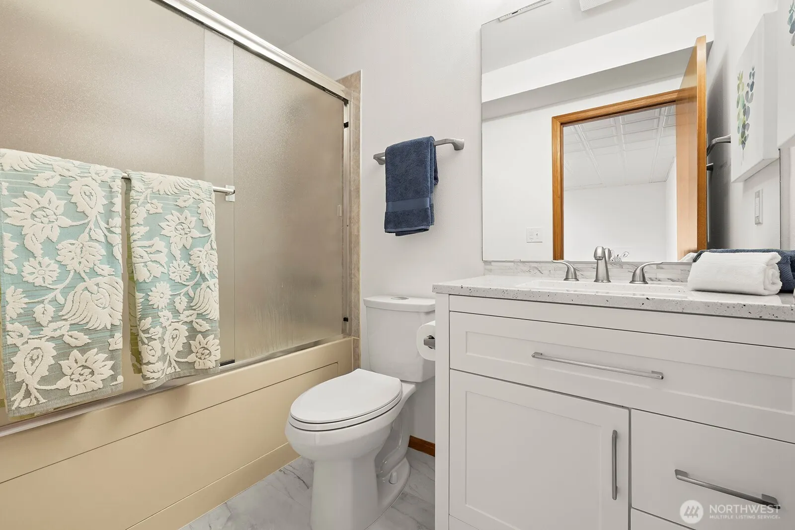 2310 Squak Mountain Loop SW, Issaquah, WA 98027