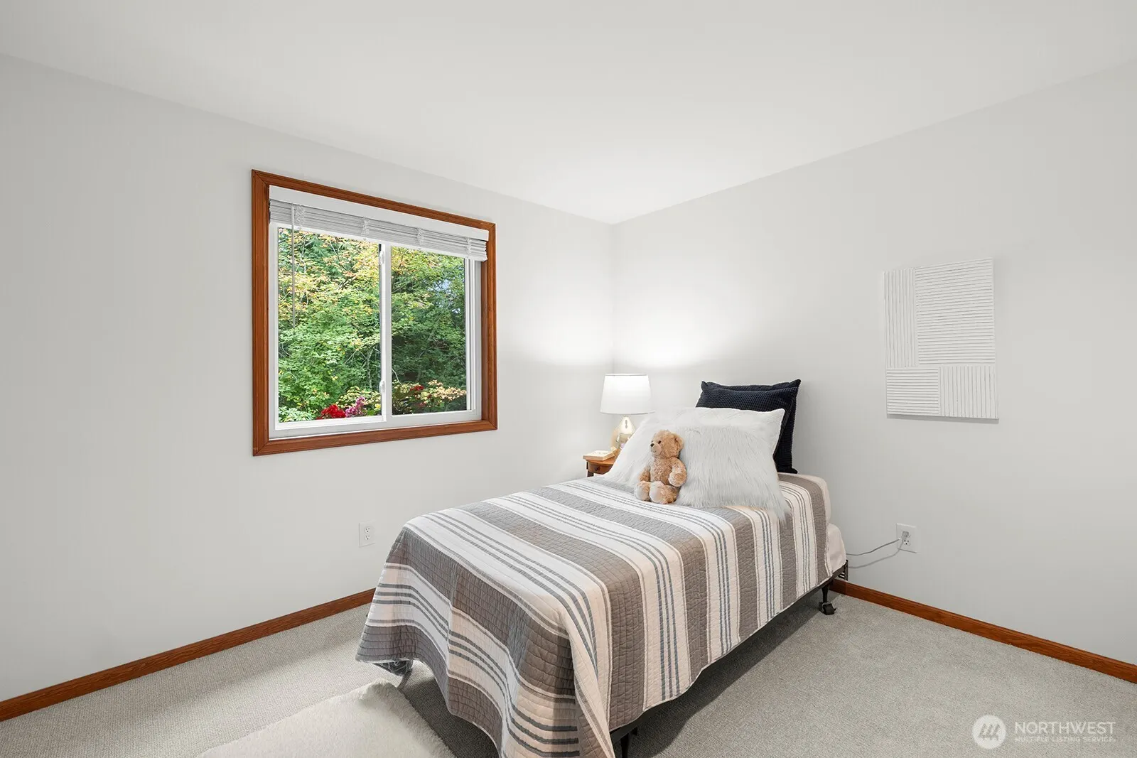 2310 Squak Mountain Loop SW, Issaquah, WA 98027