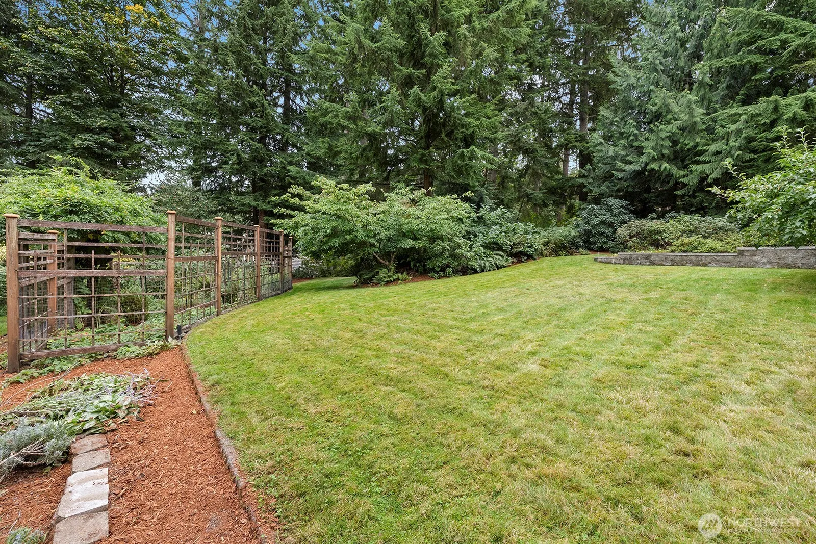 2310 Squak Mountain Loop SW, Issaquah, WA 98027
