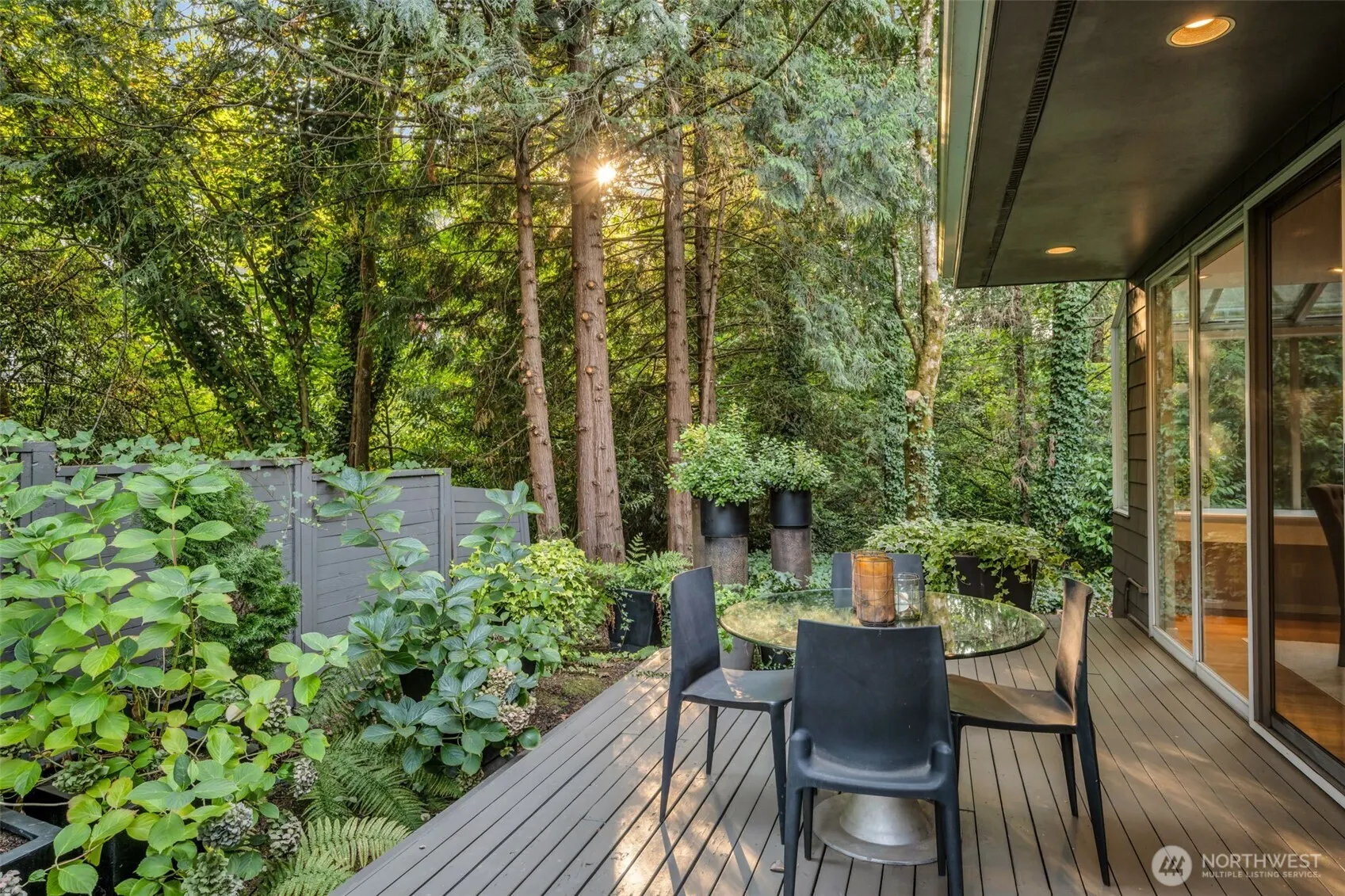 621 Bellevue Way SE, Bellevue, WA 98004
