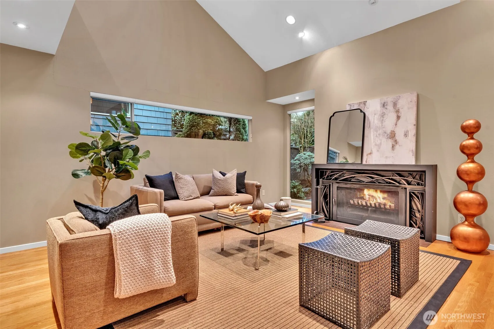 621 Bellevue Way SE, Bellevue, WA 98004