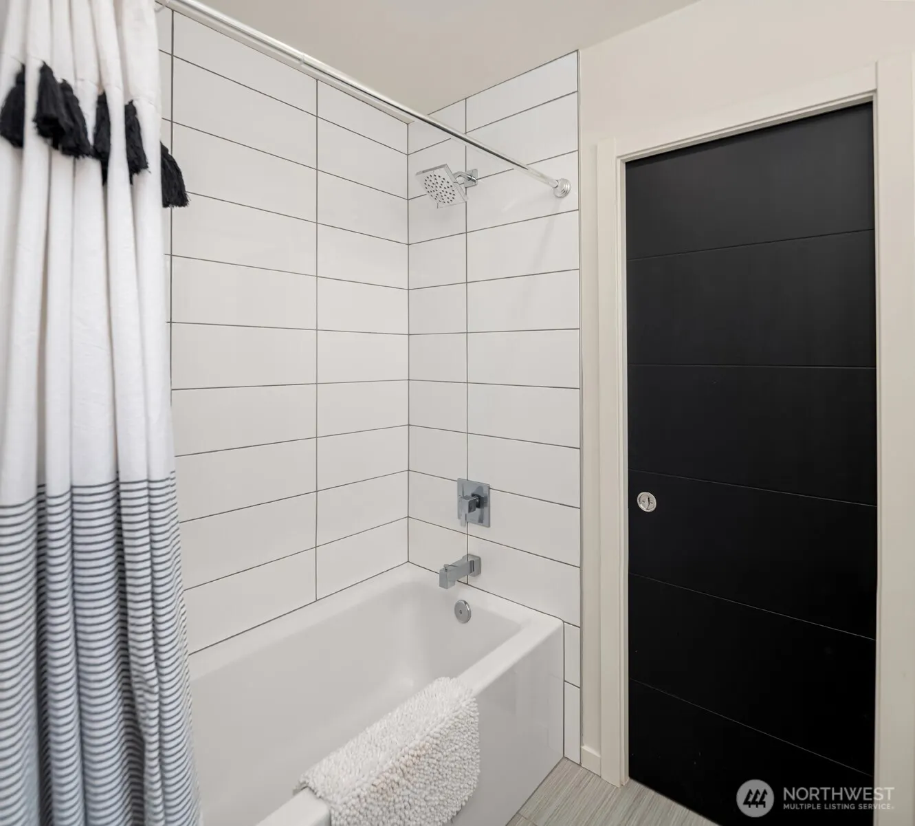 300 26th Avenue S #C, Seattle, WA 98144