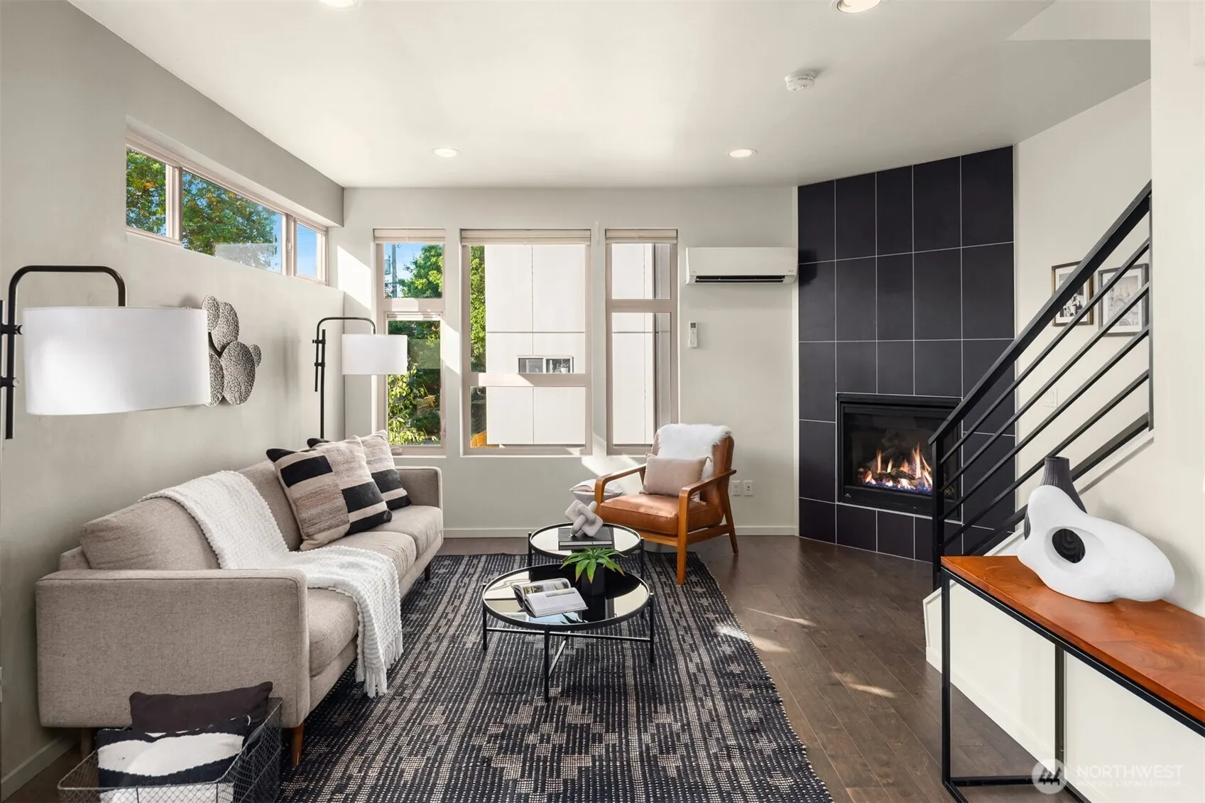 300 26th Avenue S #C, Seattle, WA 98144