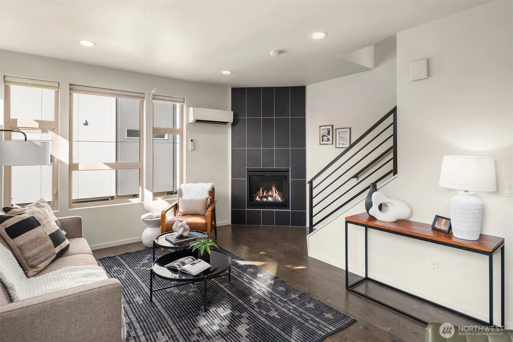 300 26th Avenue S #C, Seattle, WA 98144