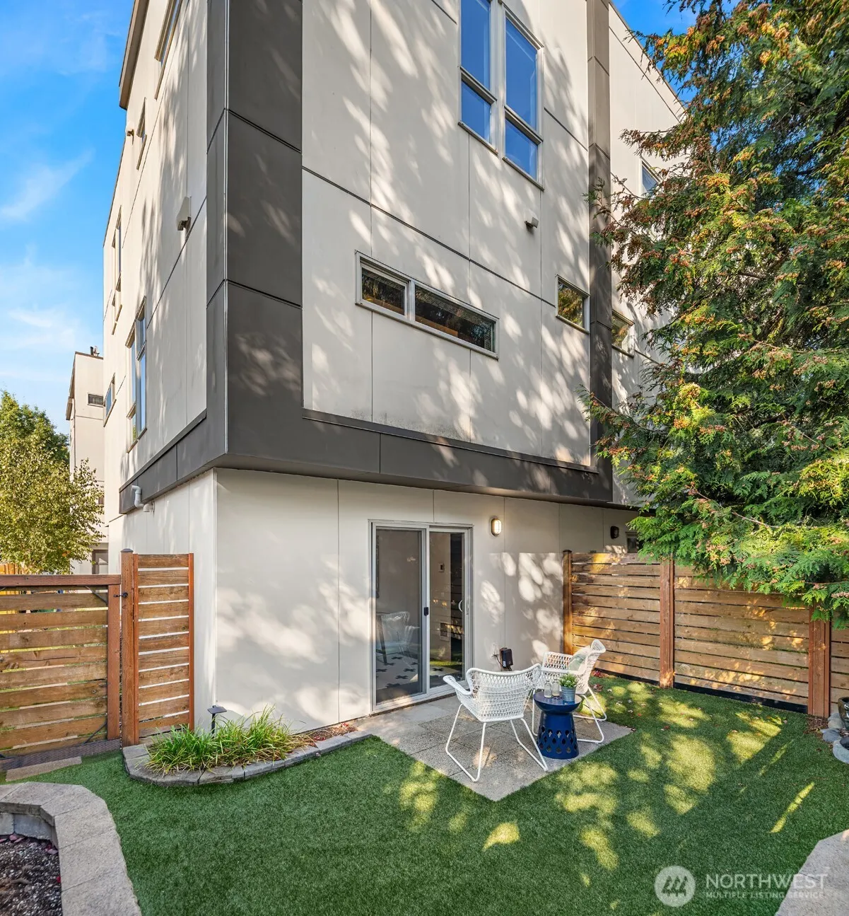 300 26th Avenue S #C, Seattle, WA 98144