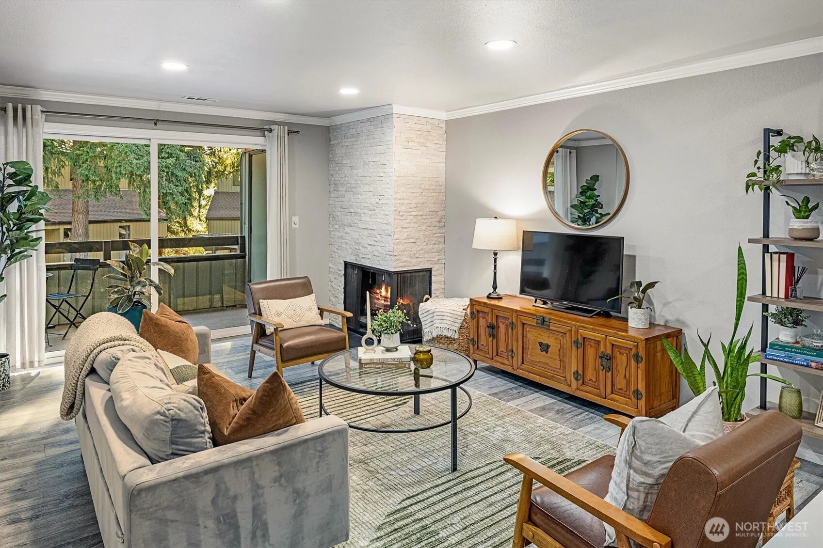 3518 109th Place NE #104, Bellevue, WA 98004