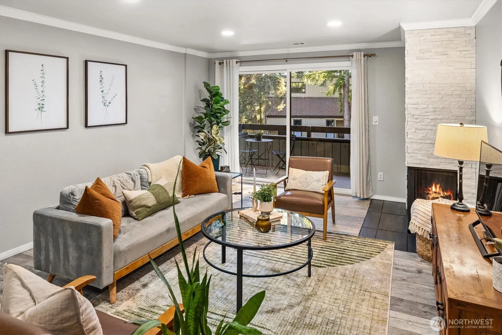 3518 109th Place NE #104, Bellevue, WA 98004