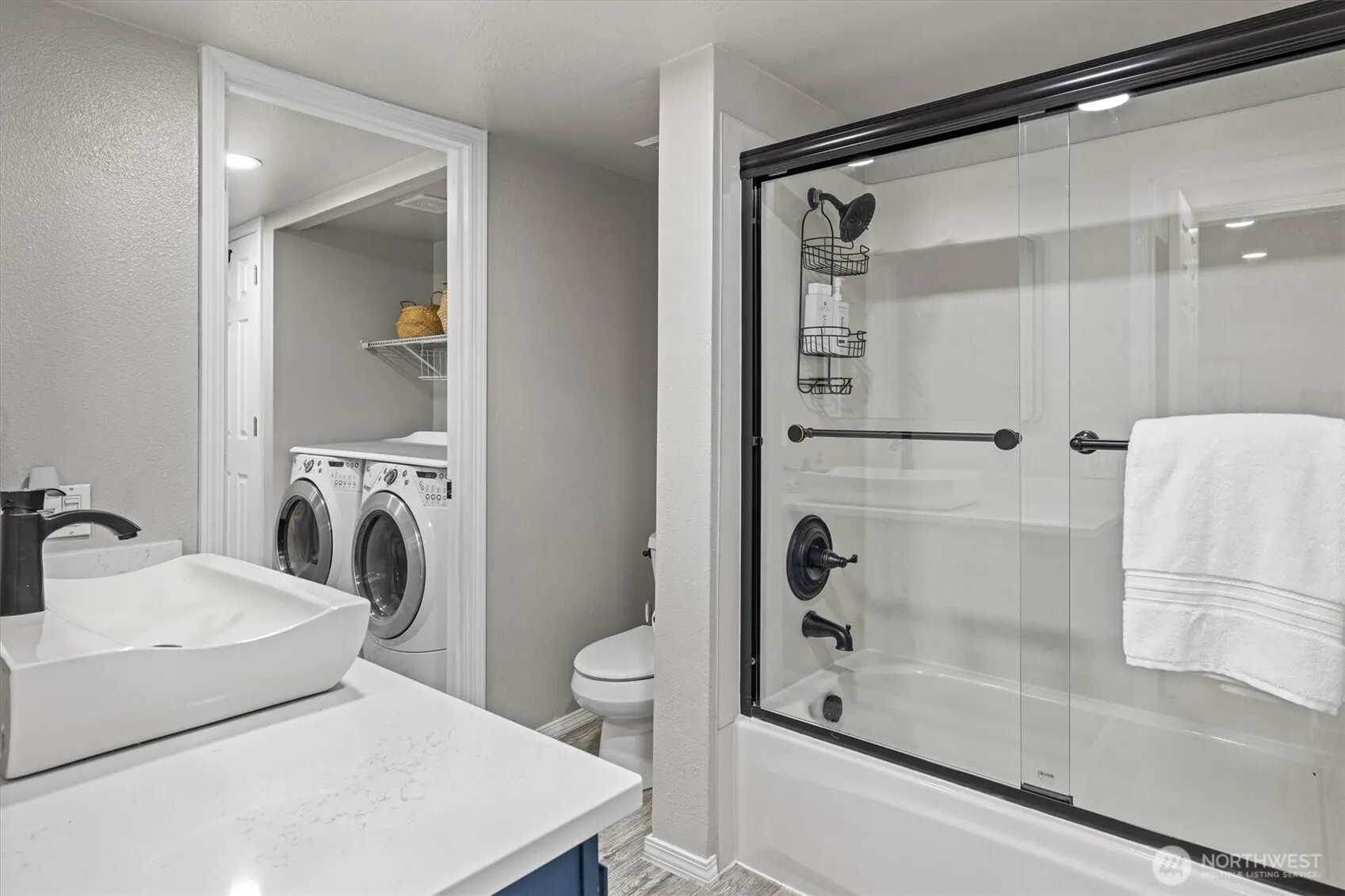 3518 109th Place NE #104, Bellevue, WA 98004