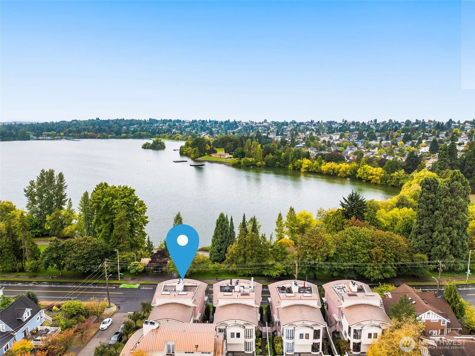 7700 E Green Lake Drive N #D13, Seattle, WA 98103