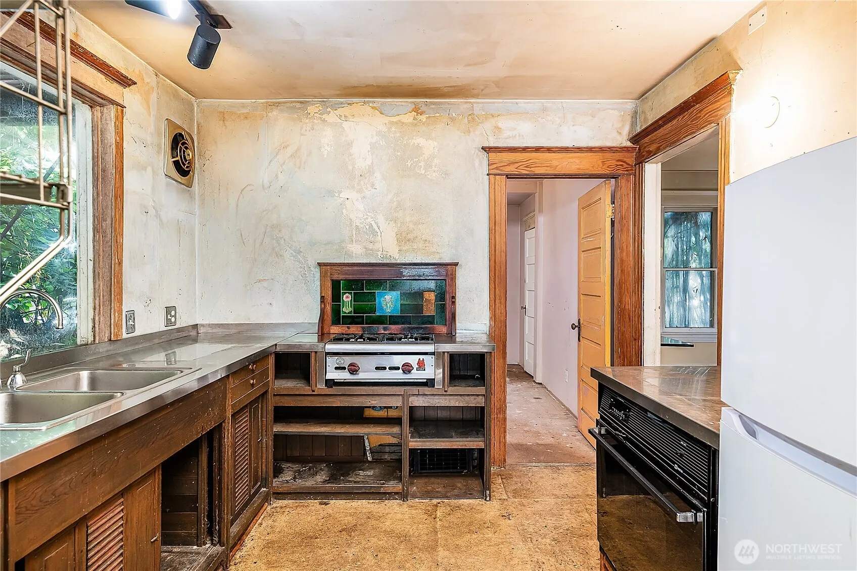 727 28th Avenue S, Seattle, WA 98144