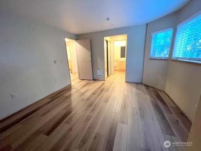 14027 NE 181st Street #B105, Woodinville, WA 98072