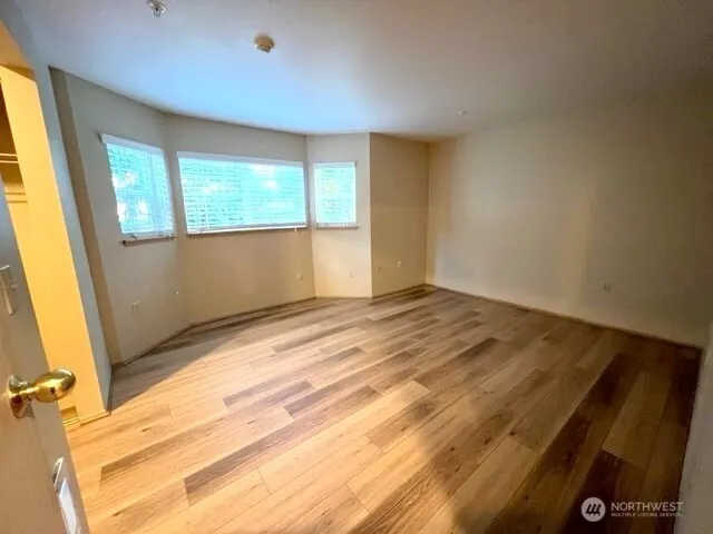 14027 NE 181st Street #B105, Woodinville, WA 98072