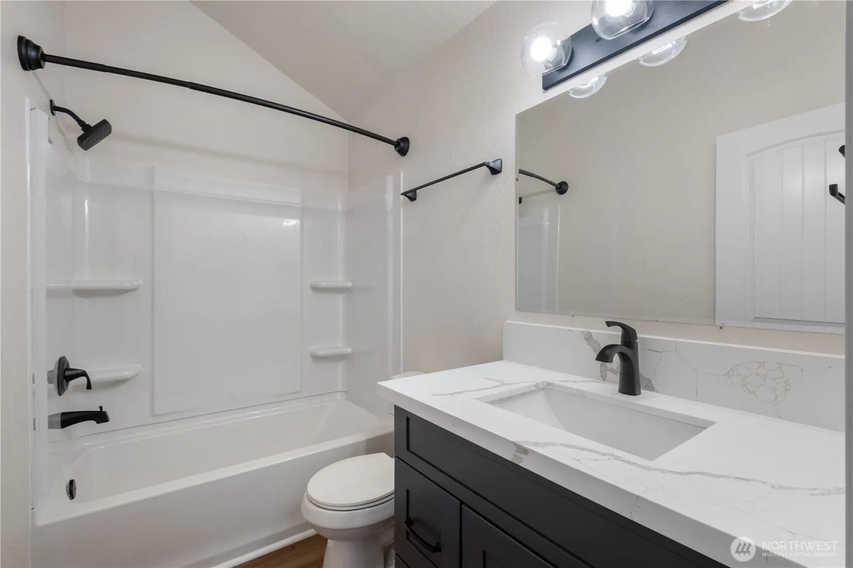 12600 57th Avenue S #D204, Seattle, WA 98178