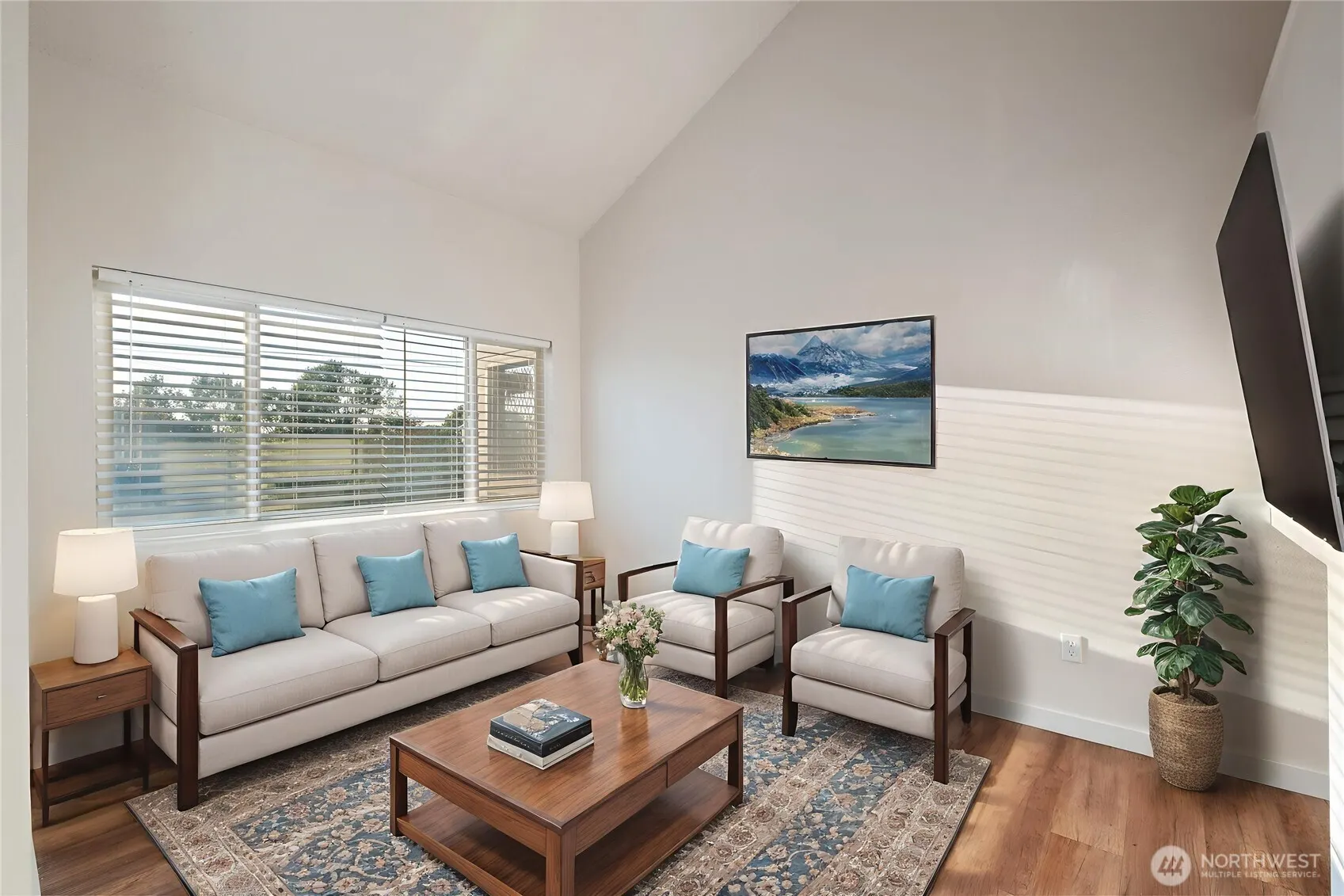12600 57th Avenue S #D204, Seattle, WA 98178