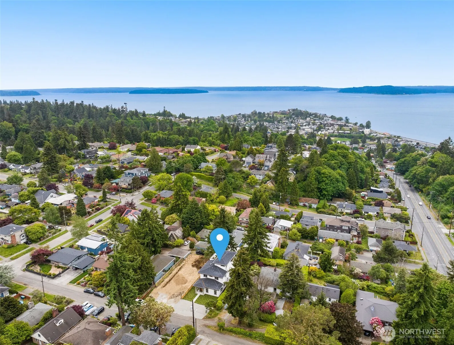 2727 50th Avenue SW, Seattle, WA 98116