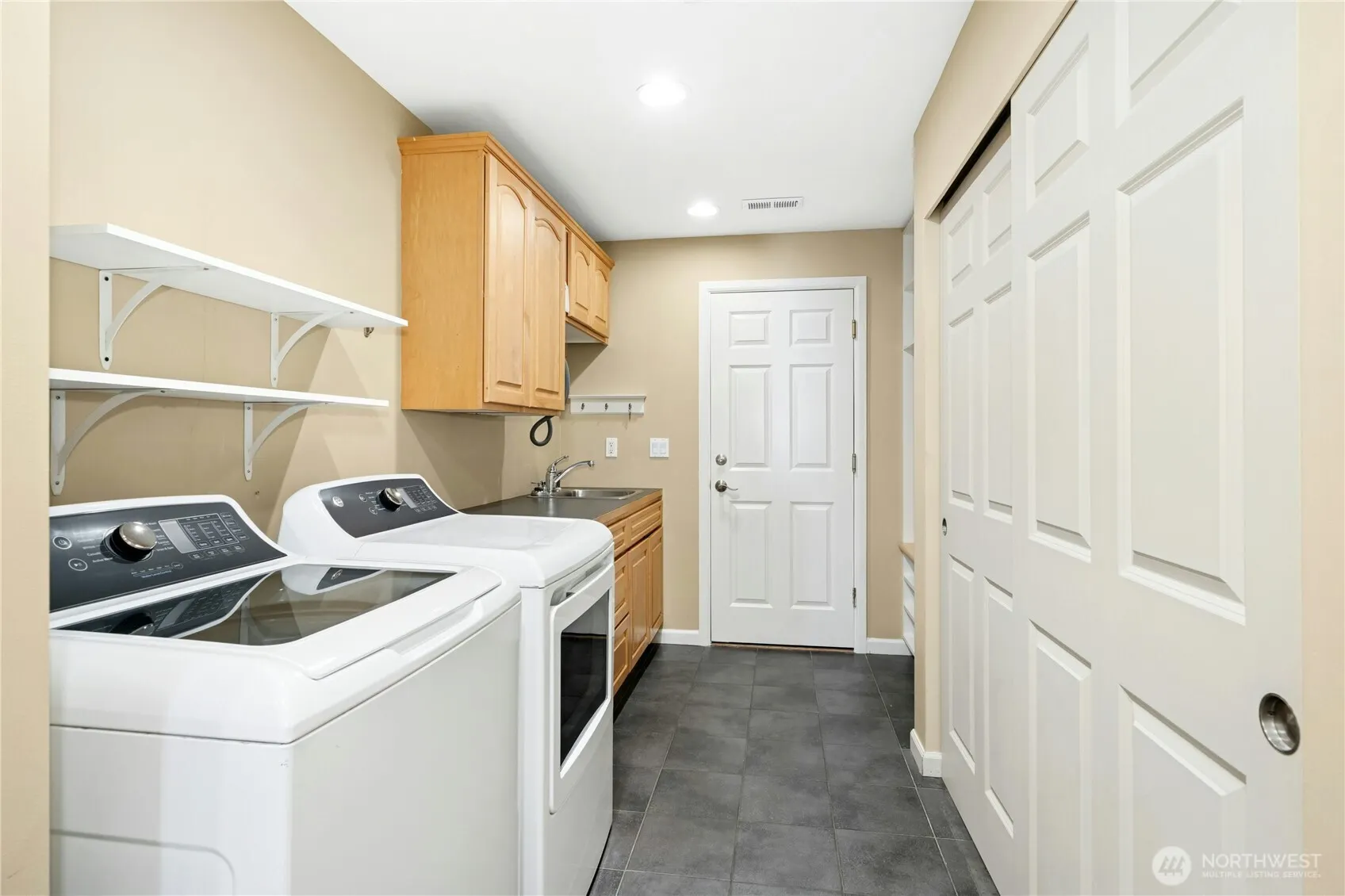 12228 NE 62nd Street , Kirkland, WA 98003