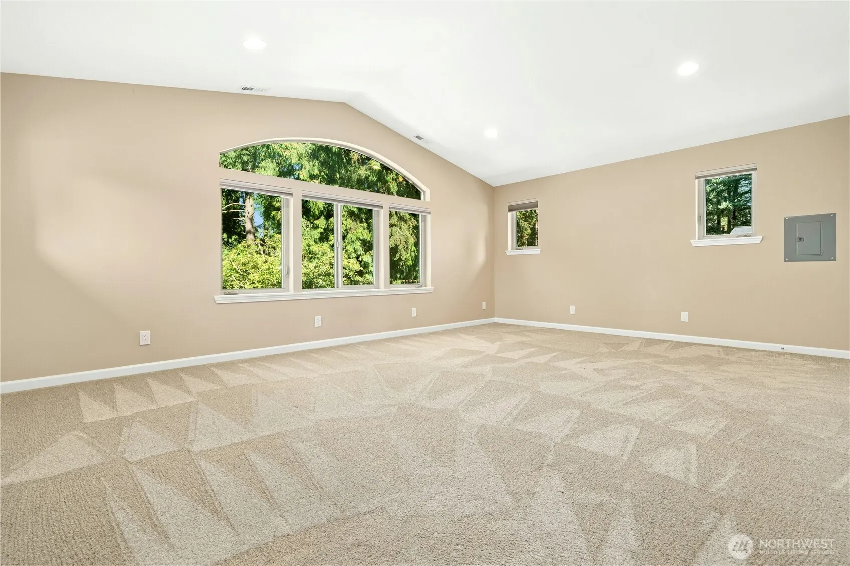 12228 NE 62nd Street , Kirkland, WA 98003