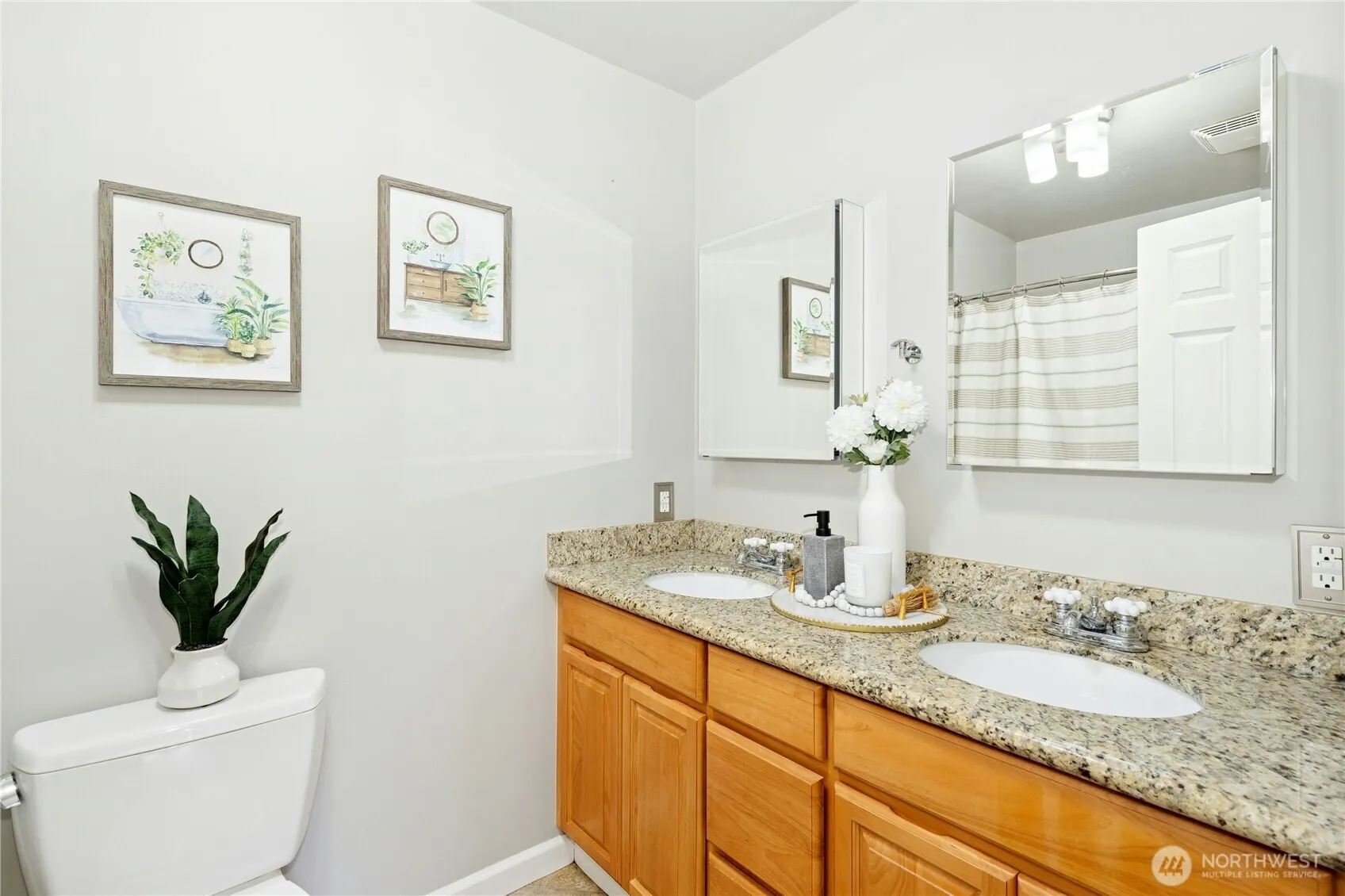 12228 NE 62nd Street , Kirkland, WA 98003