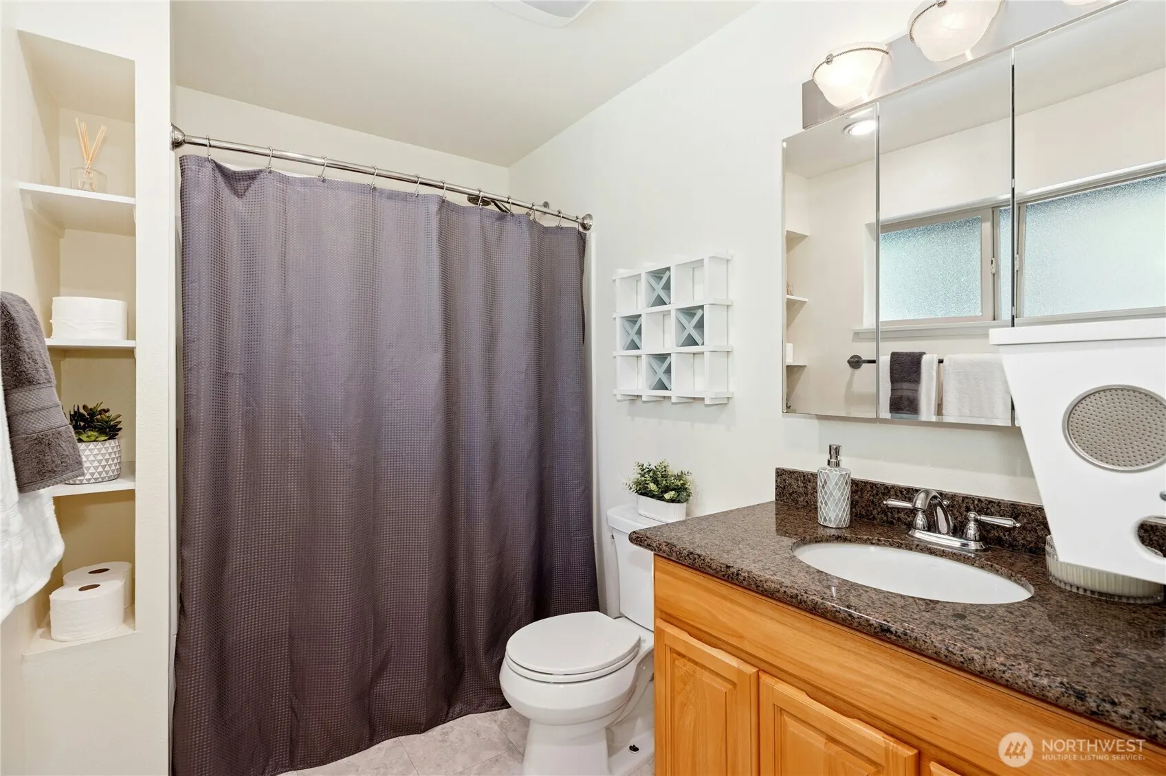 12228 NE 62nd Street , Kirkland, WA 98003