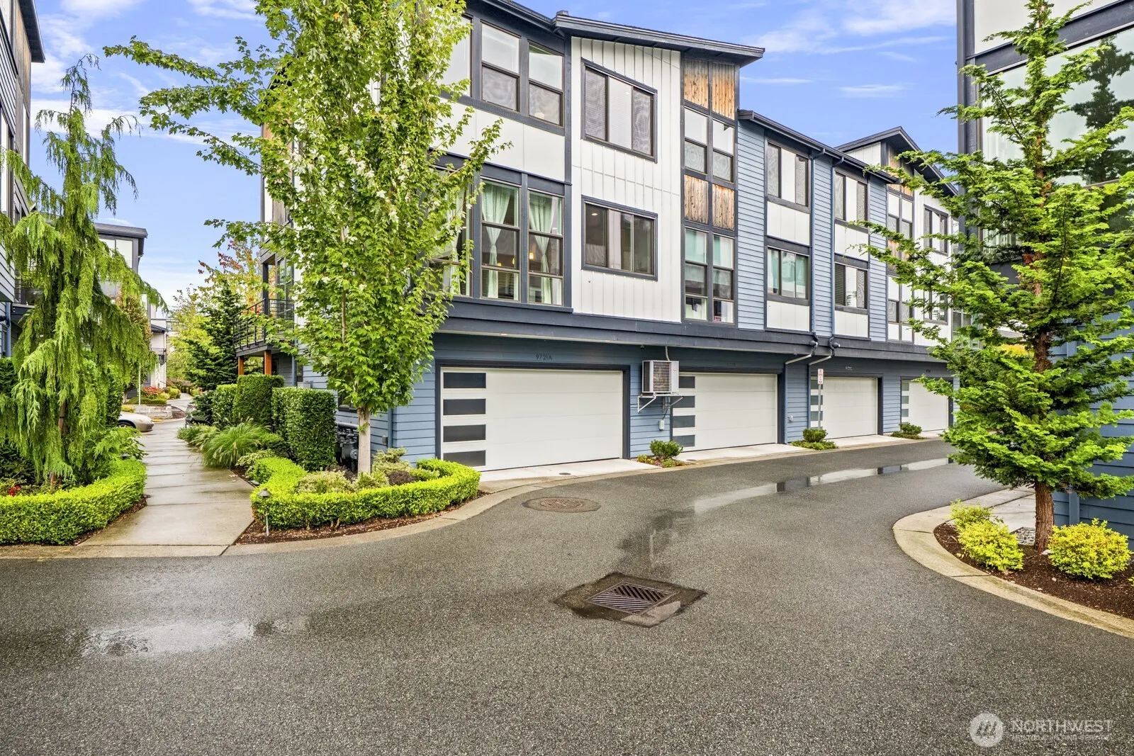 9721 NE 183rd Street #A, Bothell, WA 98011