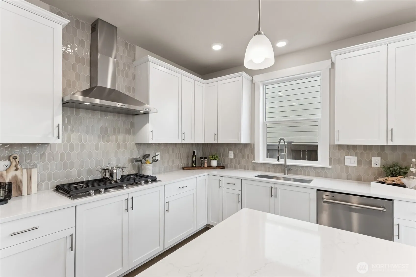 13524 NE 104th Way #46, Kirkland, WA 98033