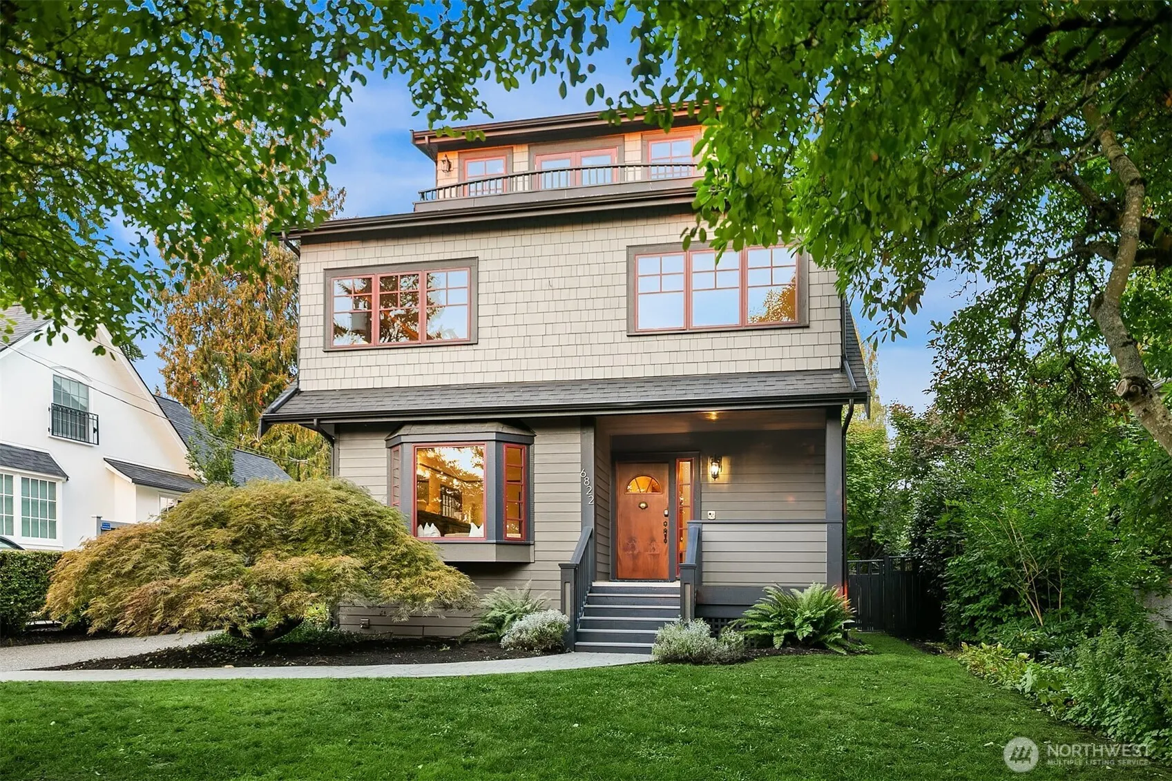6822 31st Avenue NE, Seattle, WA 98115