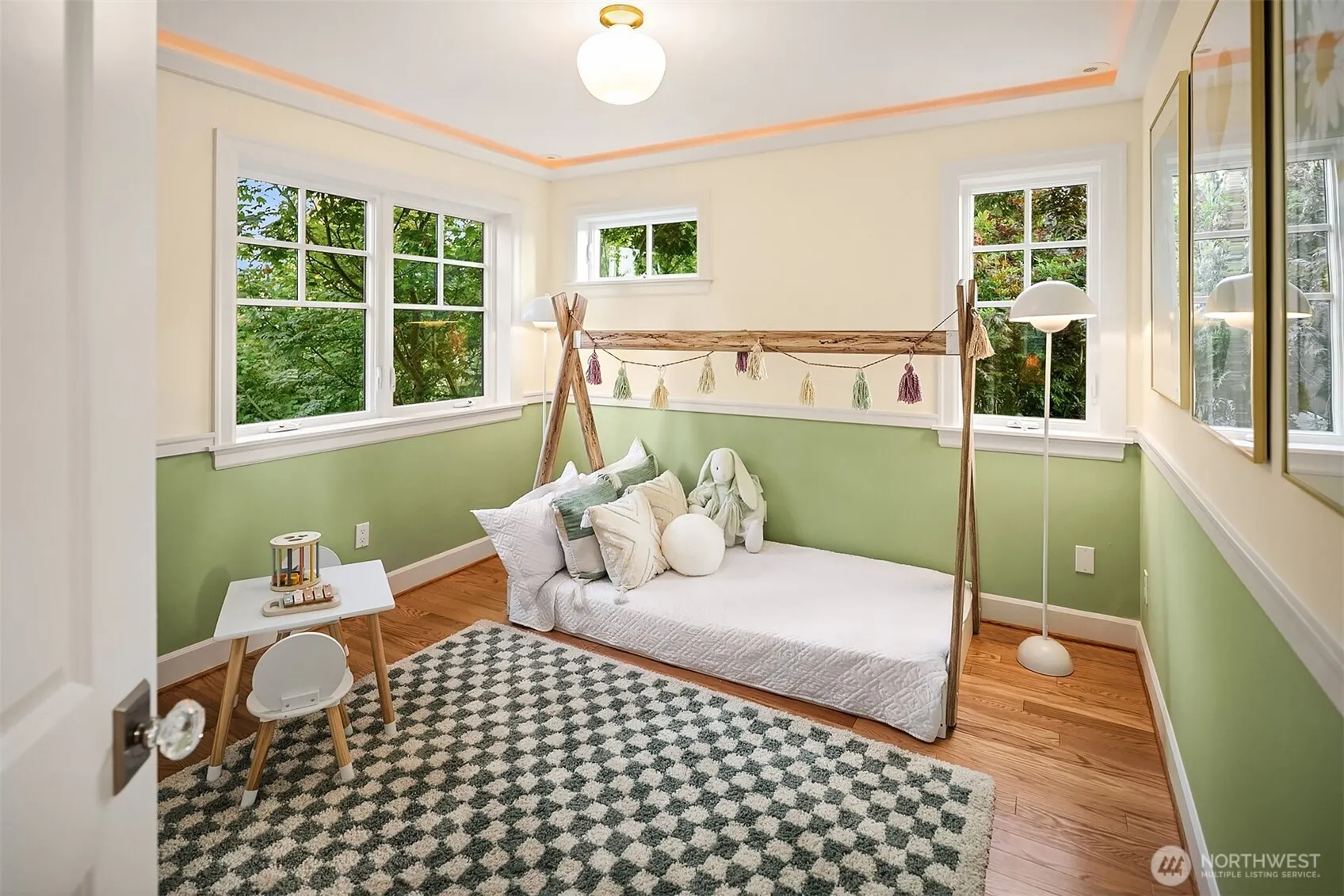 6822 31st Avenue NE, Seattle, WA 98115