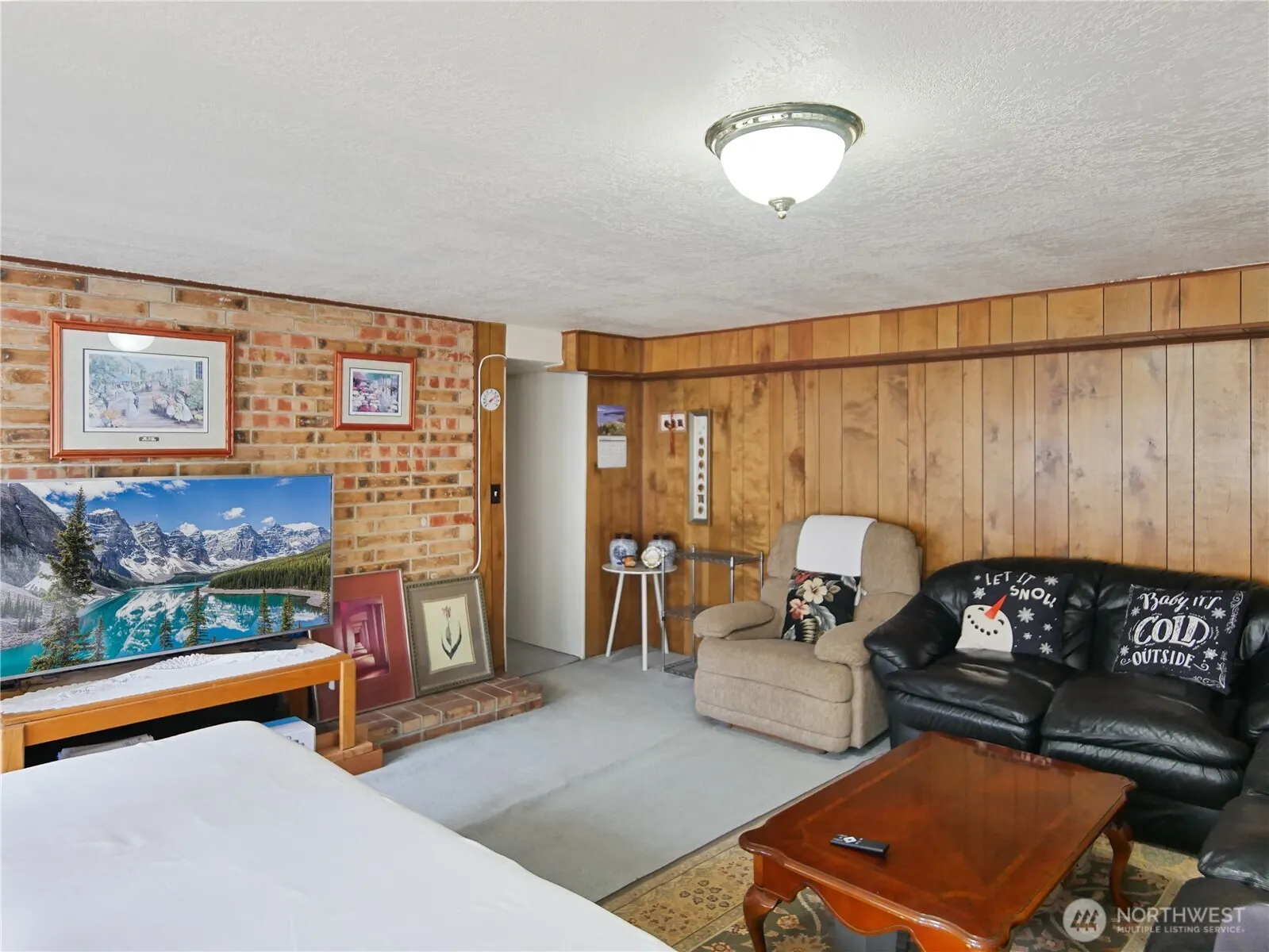 2612 204th Street SW, Lynnwood, WA 98036-6946