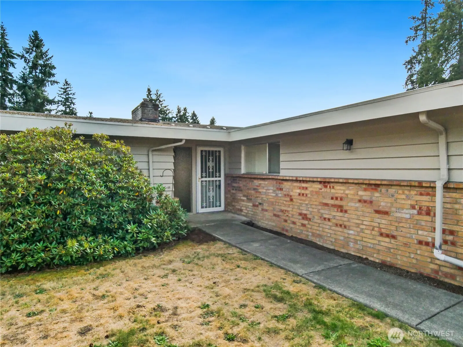 2612 204th Street SW, Lynnwood, WA 98036-6946