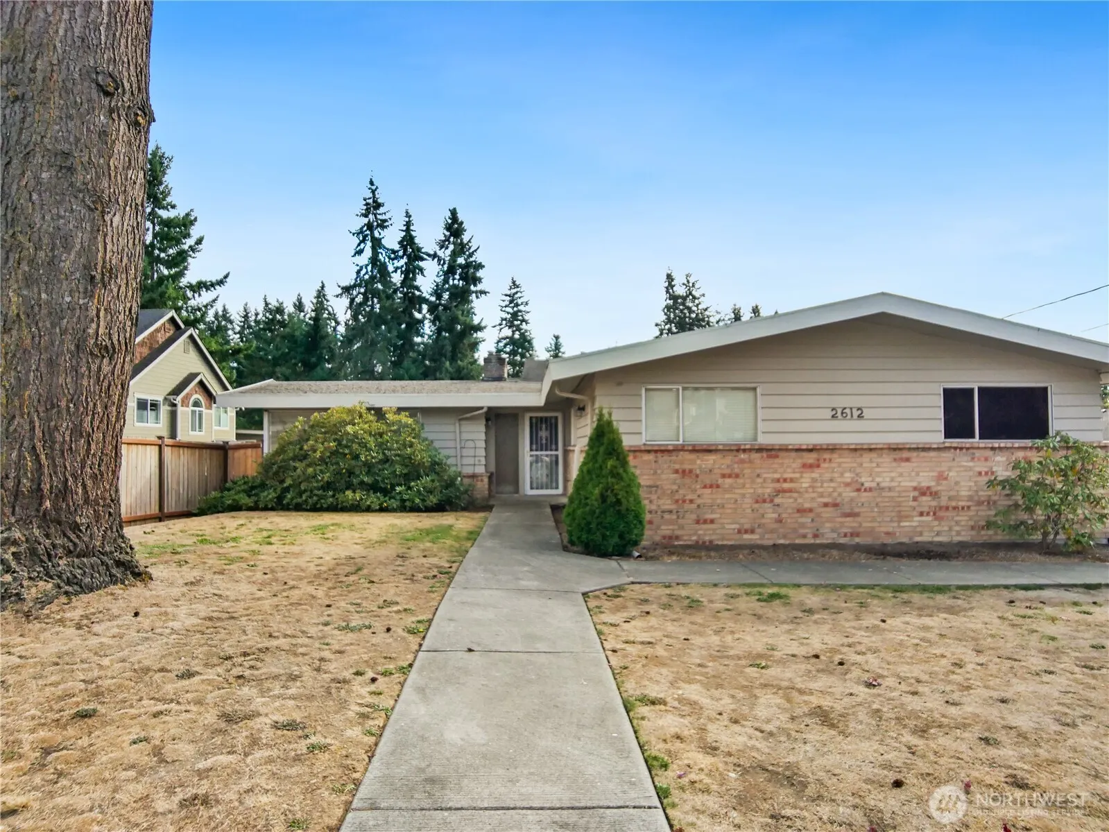 2612 204th Street SW, Lynnwood, WA 98036-6946
