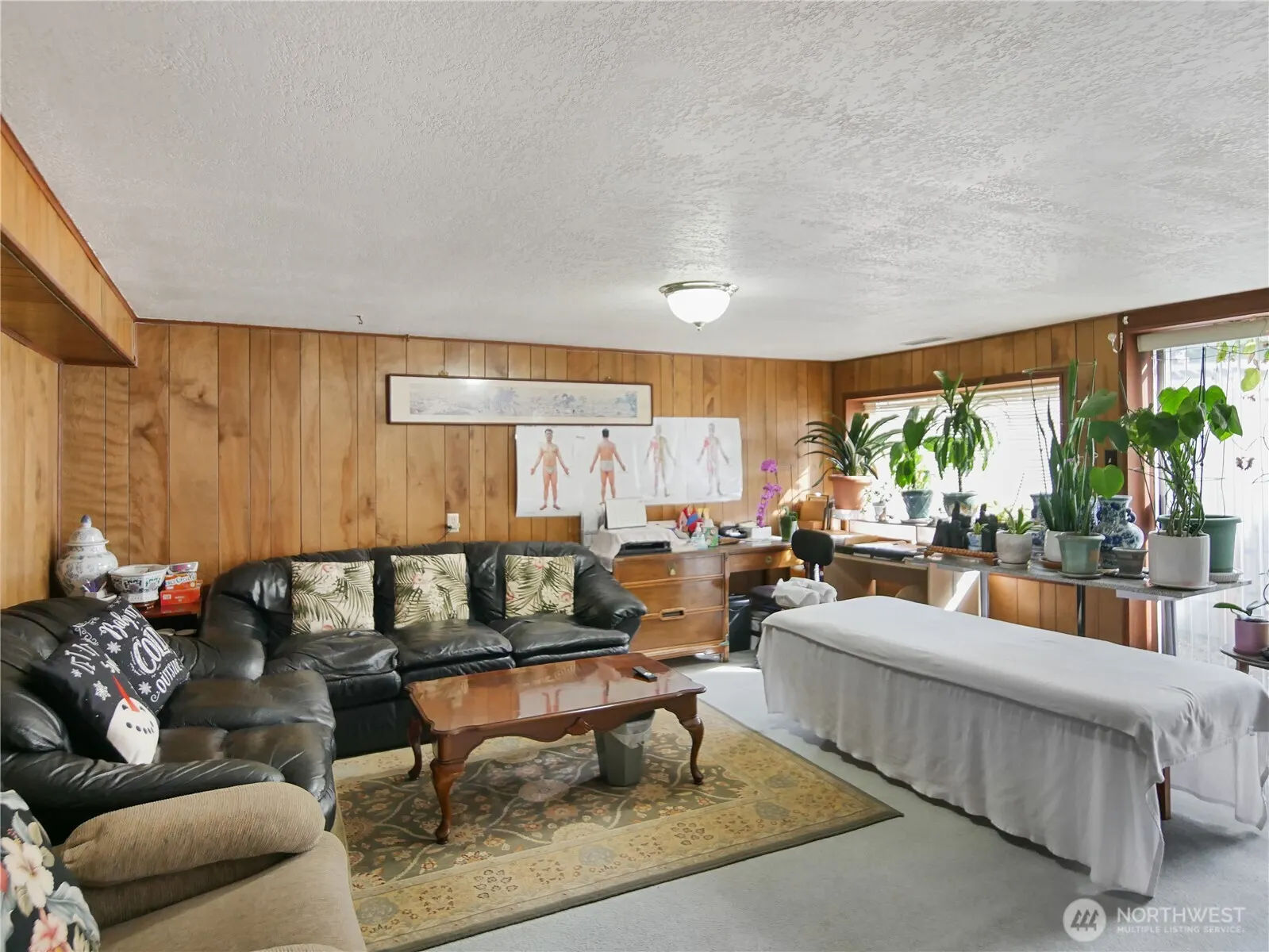 2612 204th Street SW, Lynnwood, WA 98036-6946
