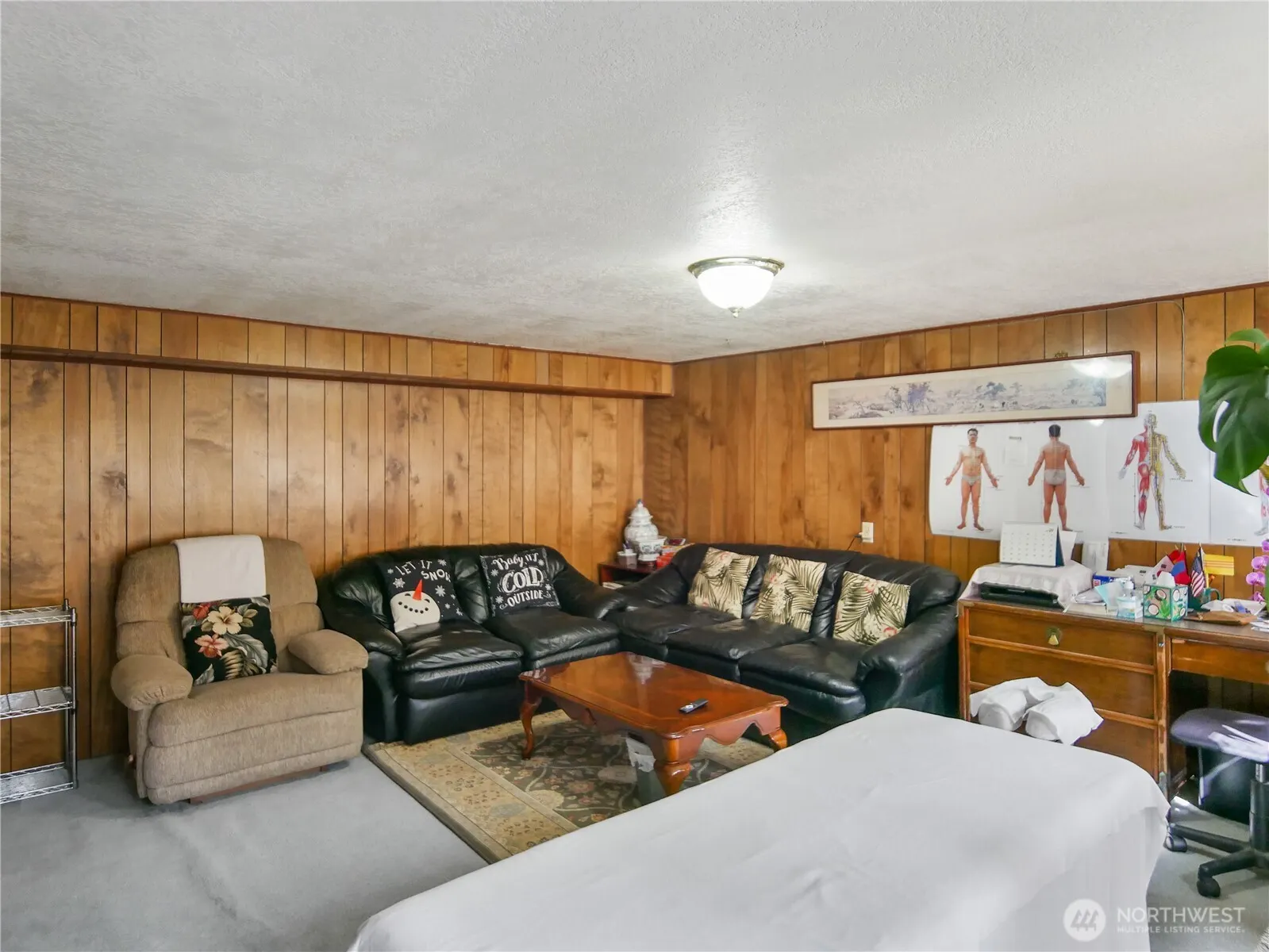 2612 204th Street SW, Lynnwood, WA 98036-6946