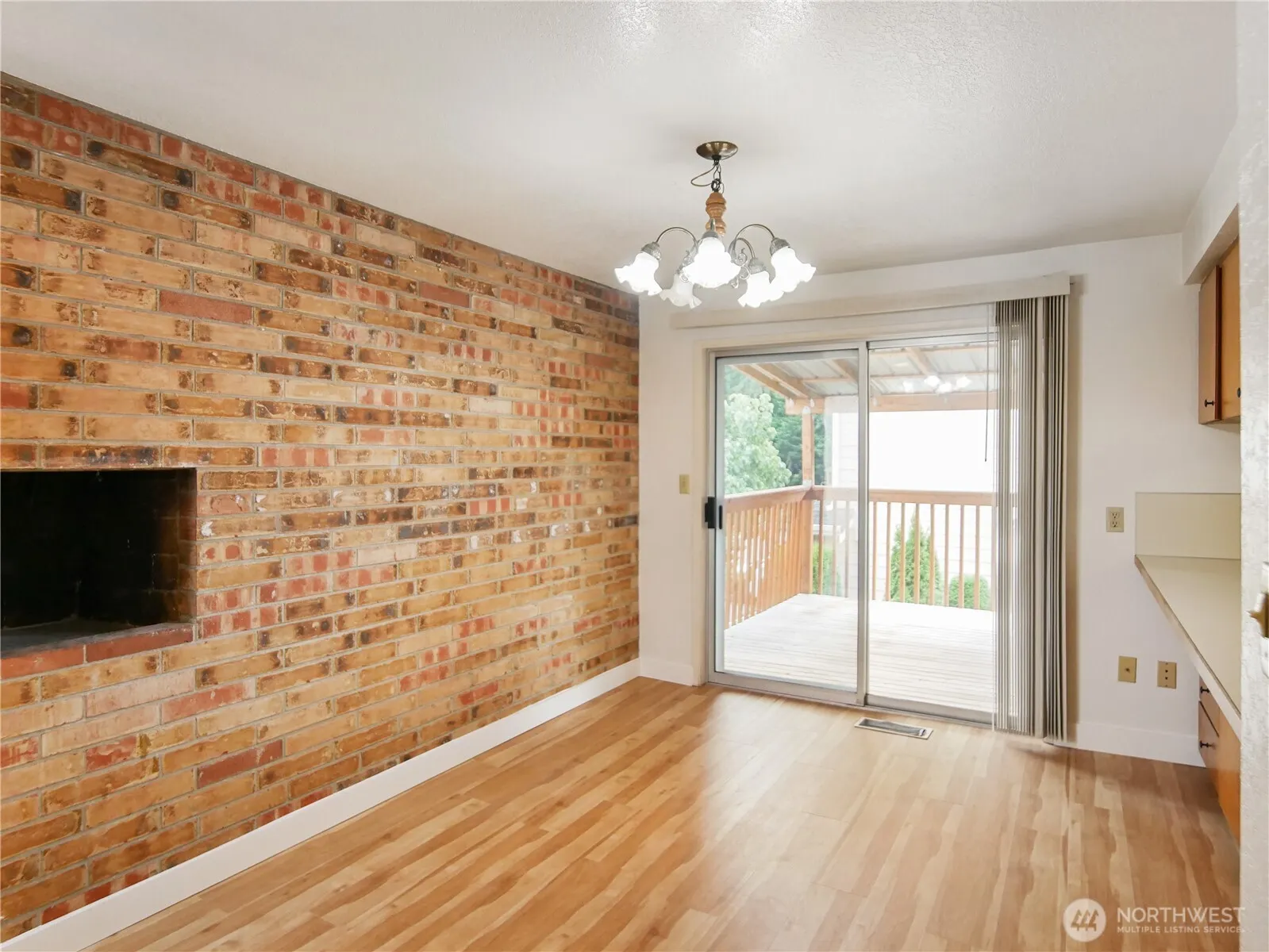2612 204th Street SW, Lynnwood, WA 98036-6946