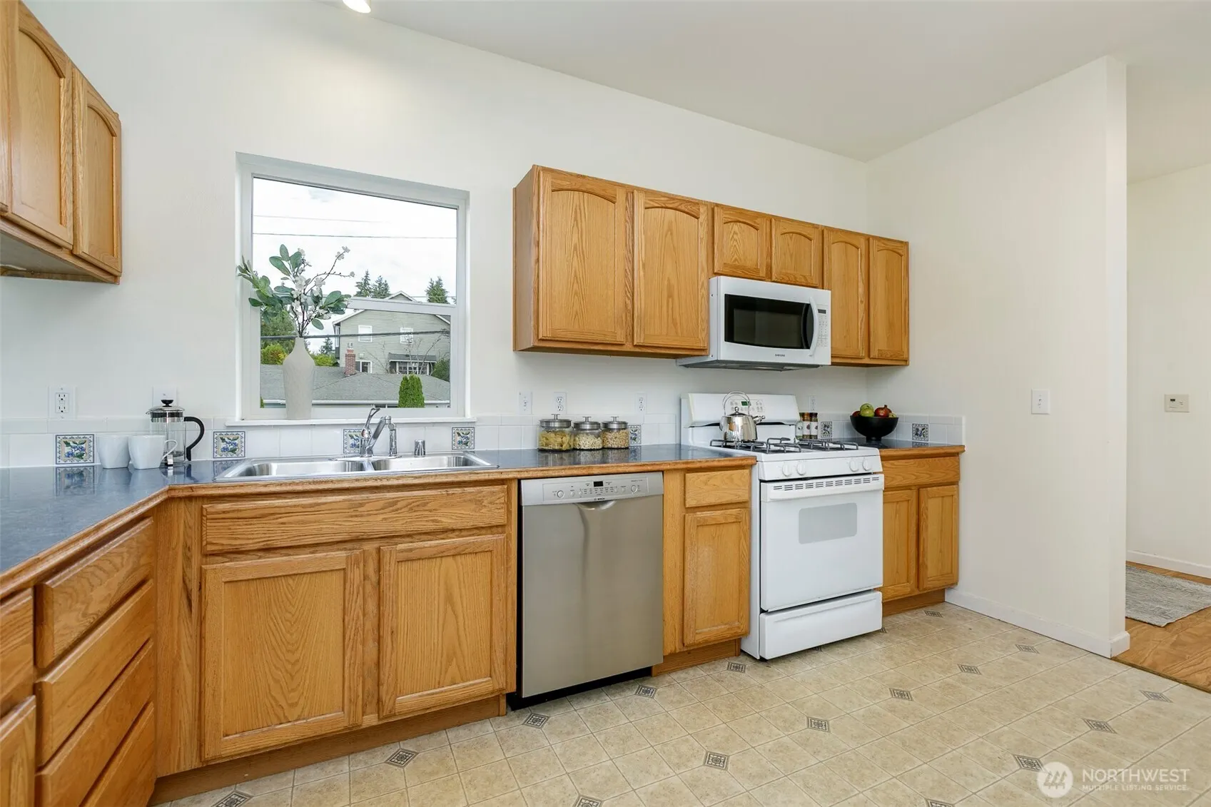 111 NW 125th Street , Seattle, WA 98177
