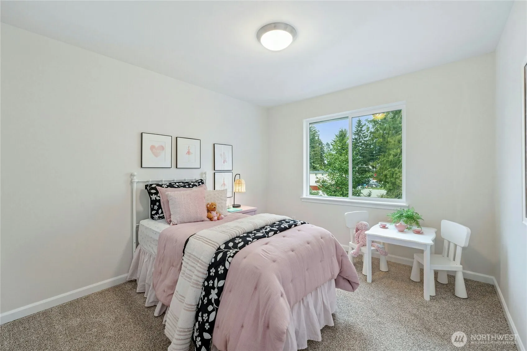 26917 30th Place S #13, Kent, WA 98032