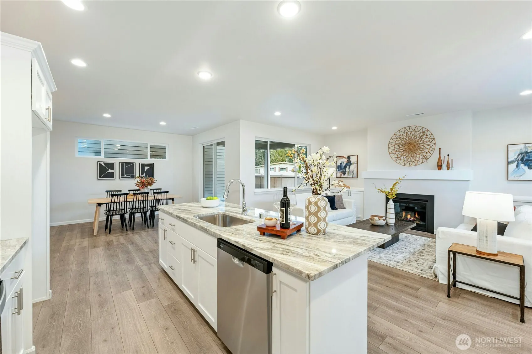 26917 30th Place S #13, Kent, WA 98032